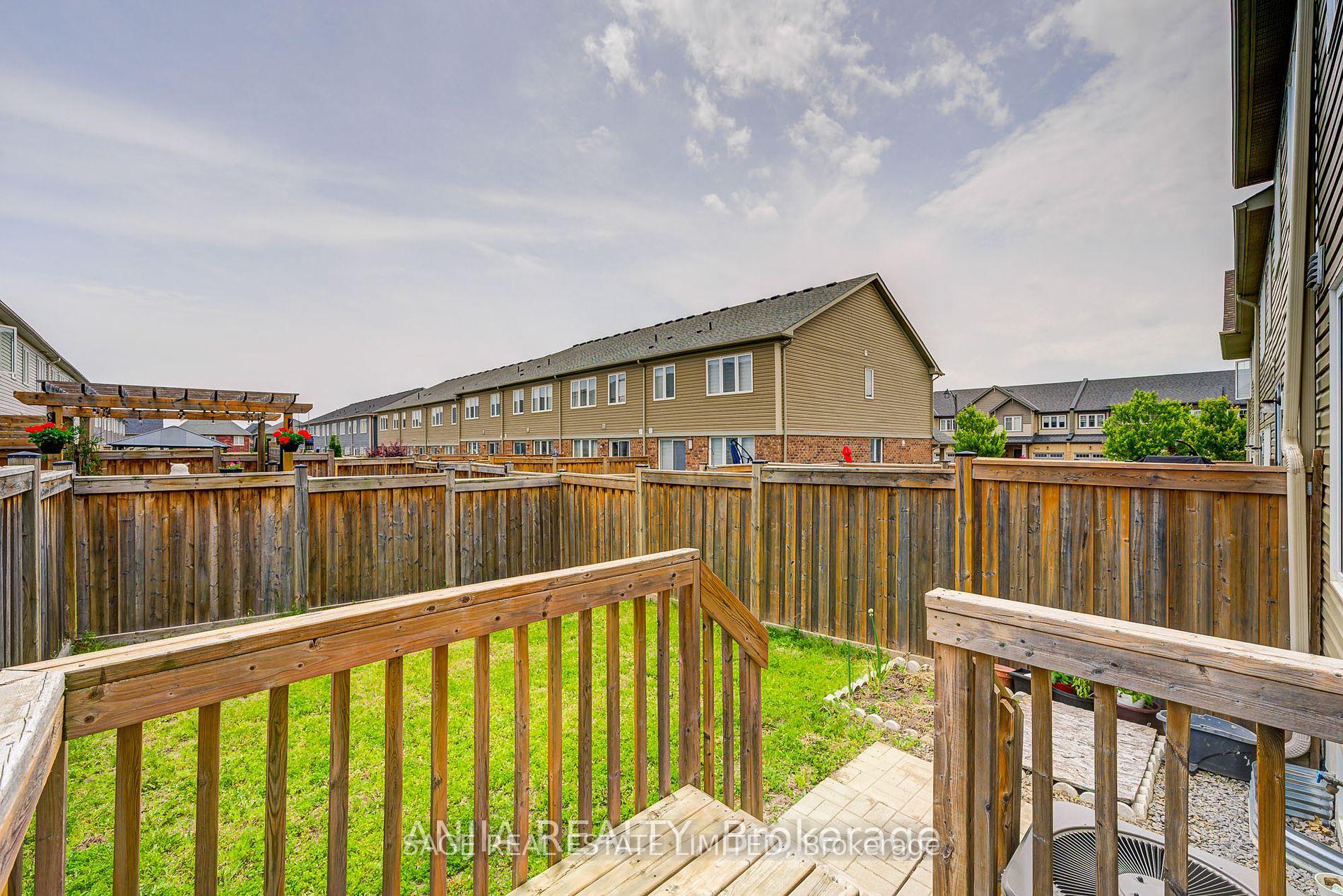 Photo 16 of 101 Nearco Gate, Oshawa, Windfields — HOMEH