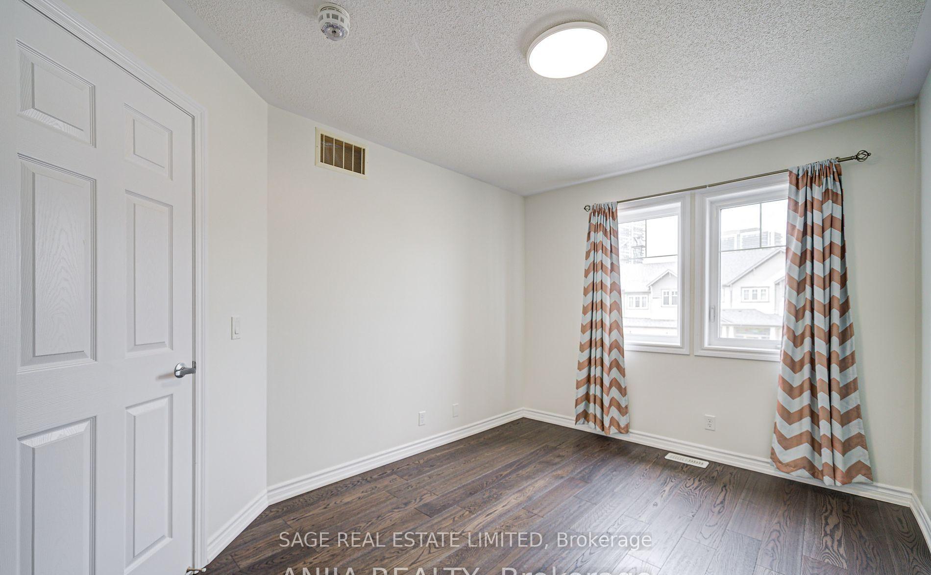 Photo 19 of 101 Nearco Gate, Oshawa, Windfields — HOMEH