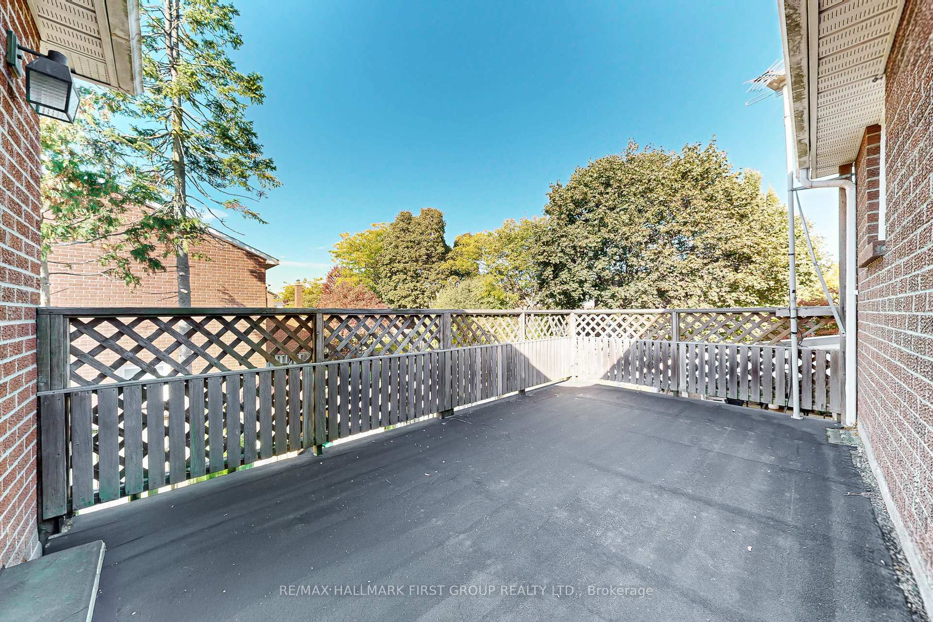 Photo 30 of 1522 Amberlea Road, Pickering, Amberlea — HOMEH