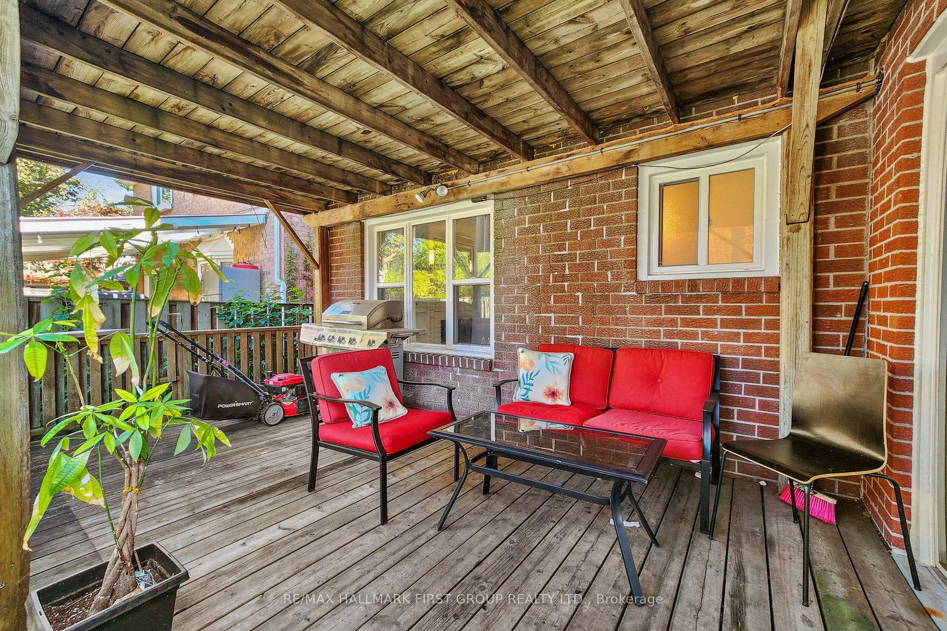 Photo 43 of 1522 Amberlea Road, Pickering, Amberlea — HOMEH