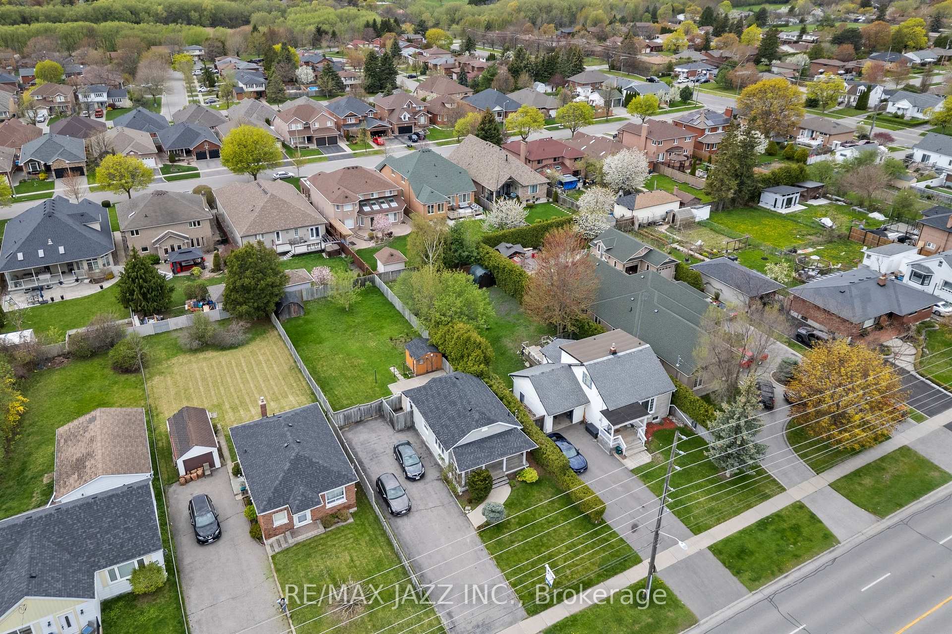 Photo 6 of 170 Stevenson Road N, Oshawa, McLaughlin — HOMEH