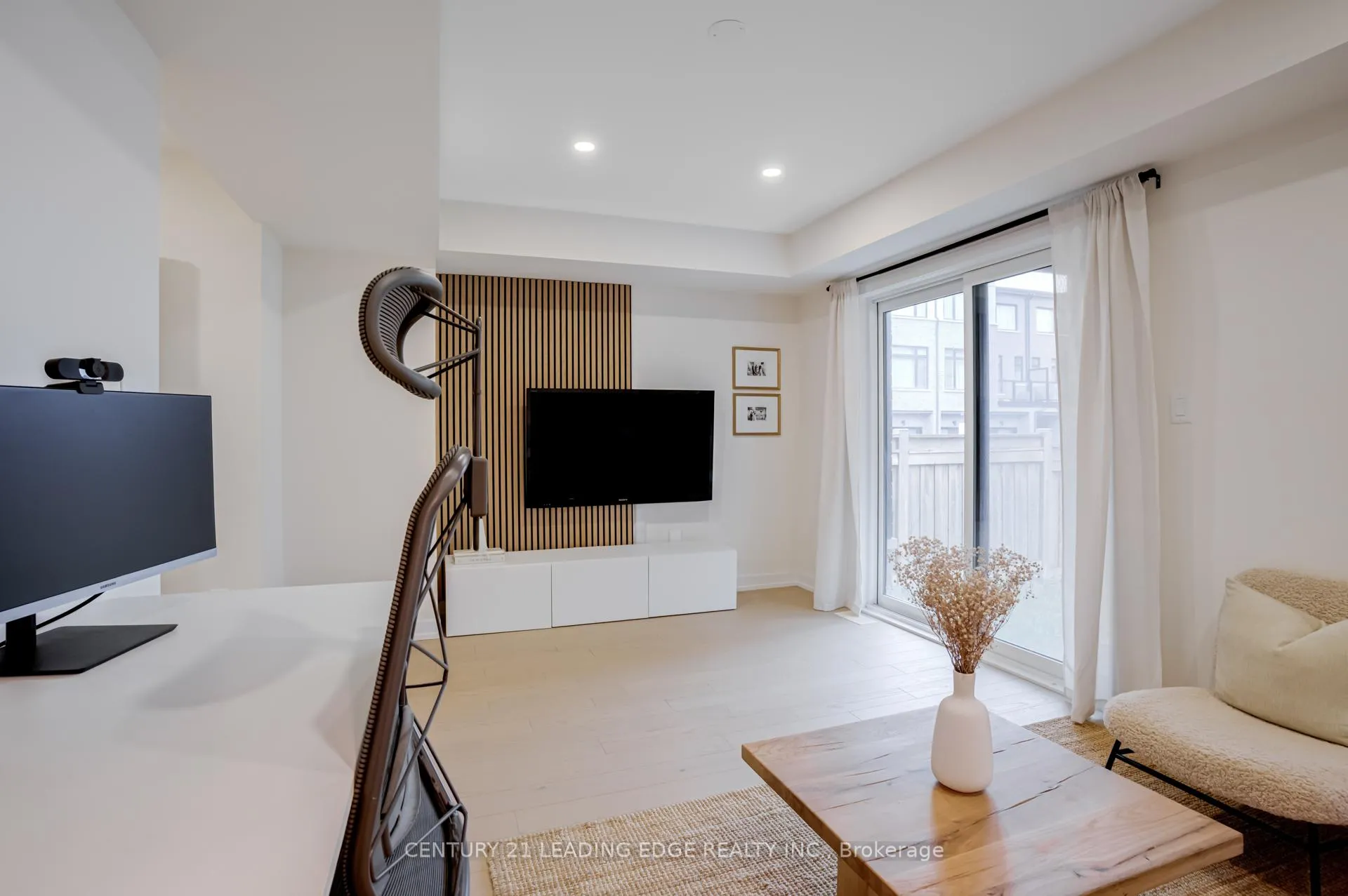 Photo 6 of 1645 Shining Star Chase, Pickering, Duffin Heights — HOMEH