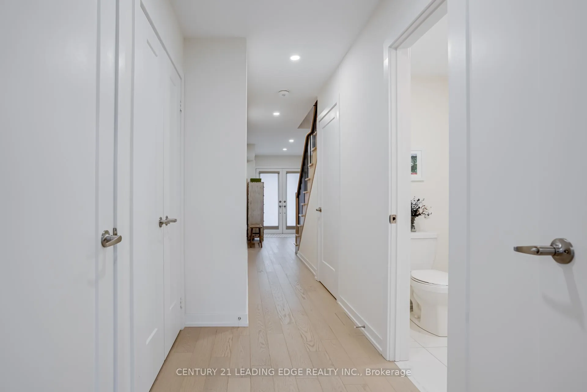 Photo 7 of 1645 Shining Star Chase, Pickering, Duffin Heights — HOMEH