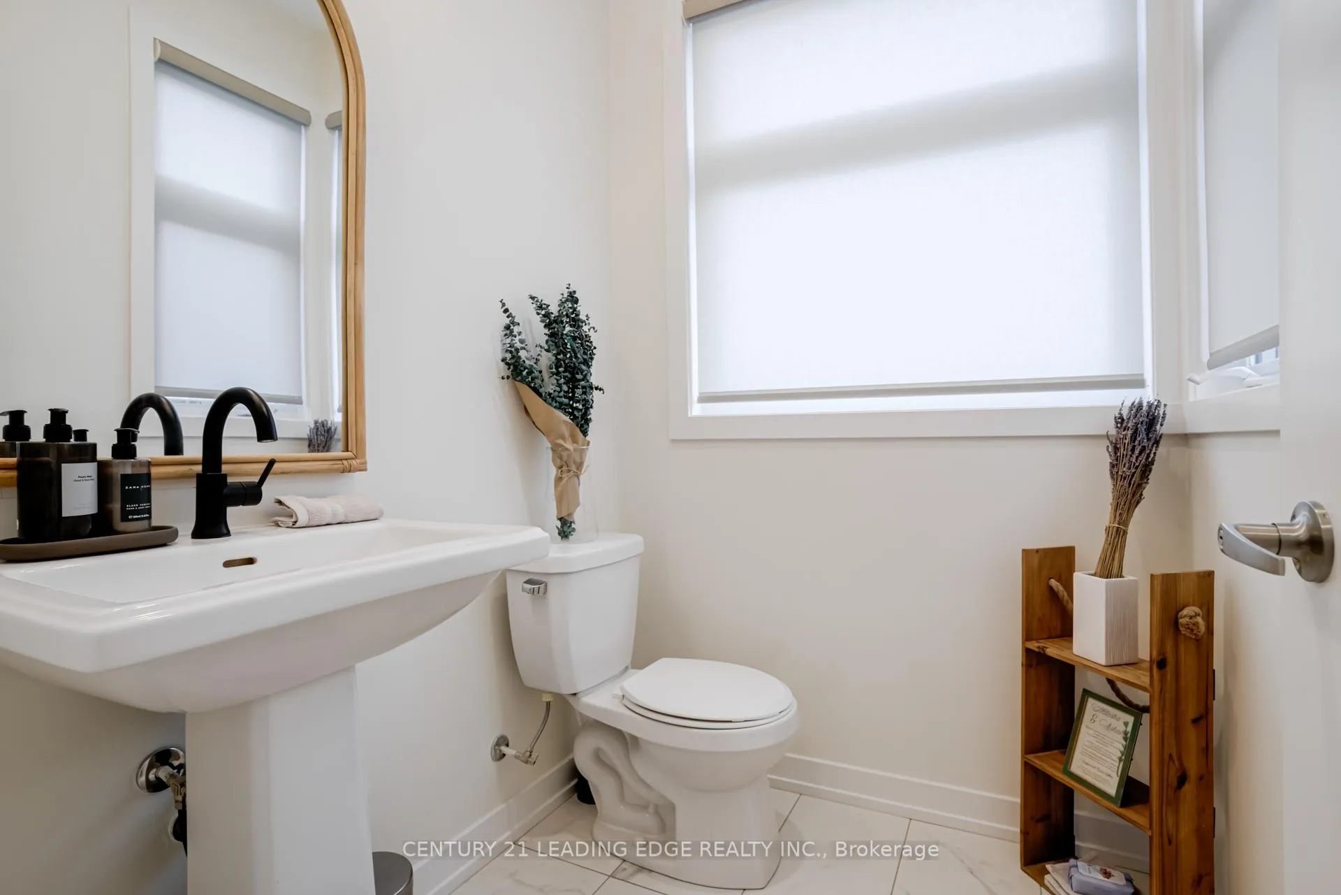 Photo 15 of 1645 Shining Star Chase, Pickering, Duffin Heights — HOMEH