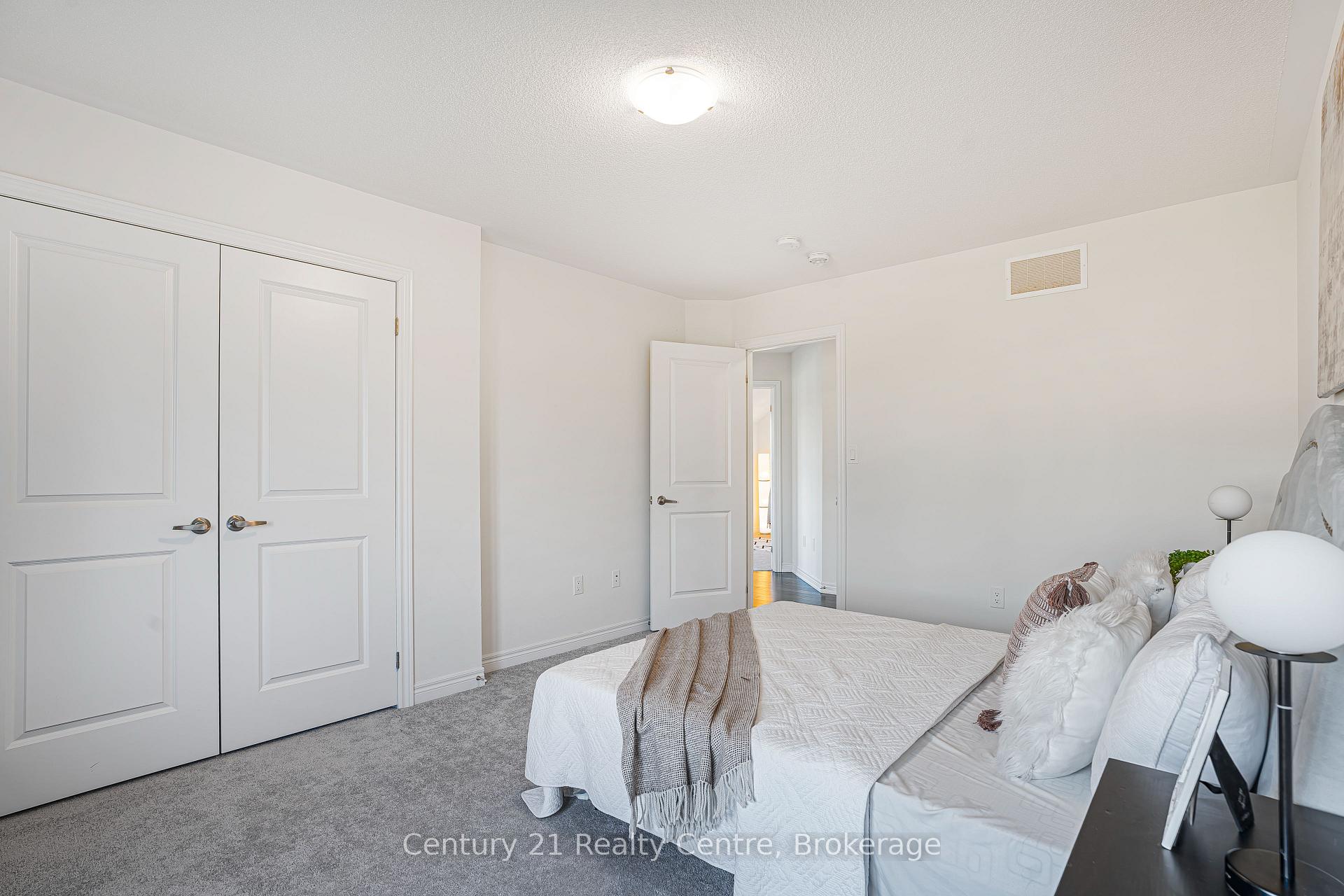 Photo 33 of 280 Windfields Farm Drive W, Oshawa, Windfields — HOMEH