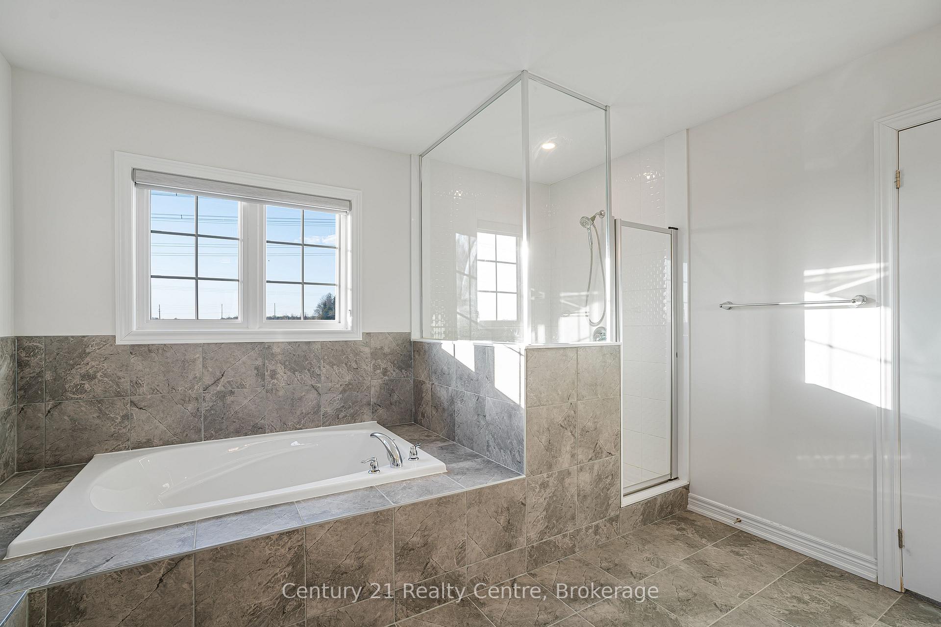 Photo 40 of 280 Windfields Farm Drive W, Oshawa, Windfields — HOMEH