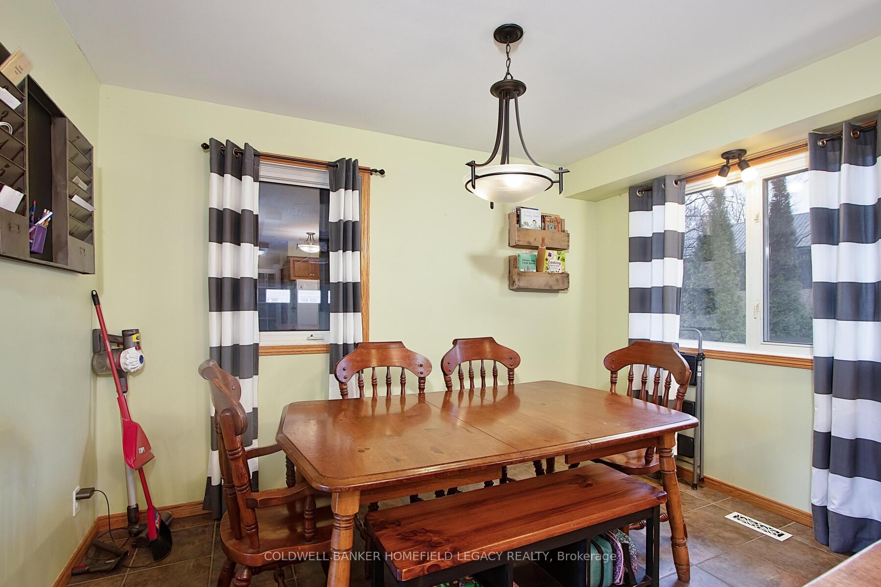 Photo 14 of 5997 Davis Street, Perth South, Blanshard — HOMEH