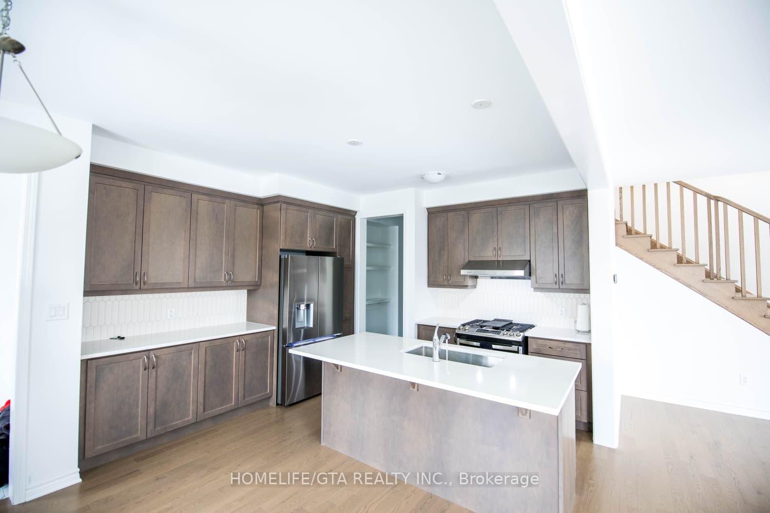 Photo 2 of 3338 Marchington Square, Pickering, Rural Pickering — HOMEH