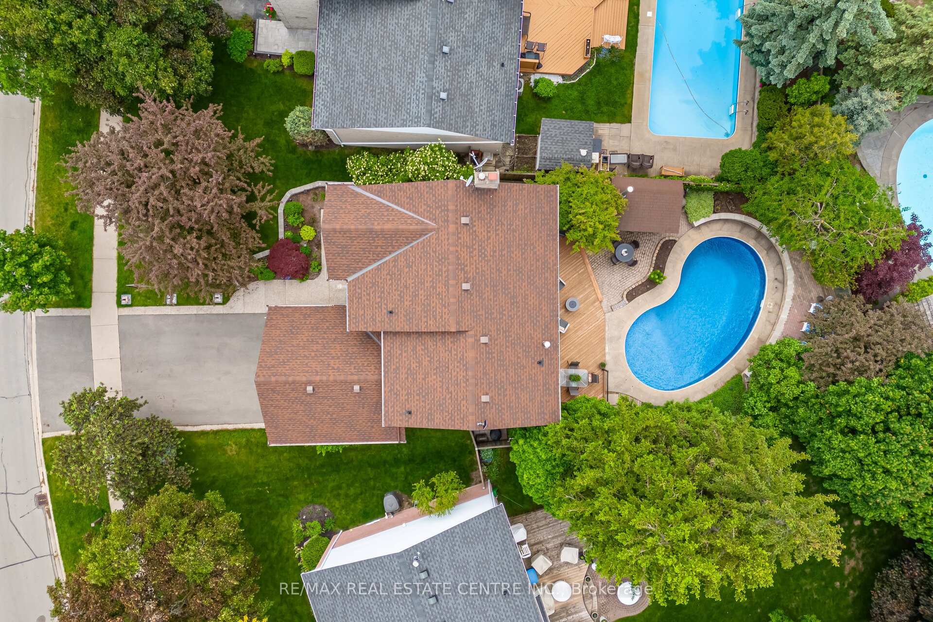 Photo 2 of 873 Morley Avenue, Milton, Timberlea — HOMEH