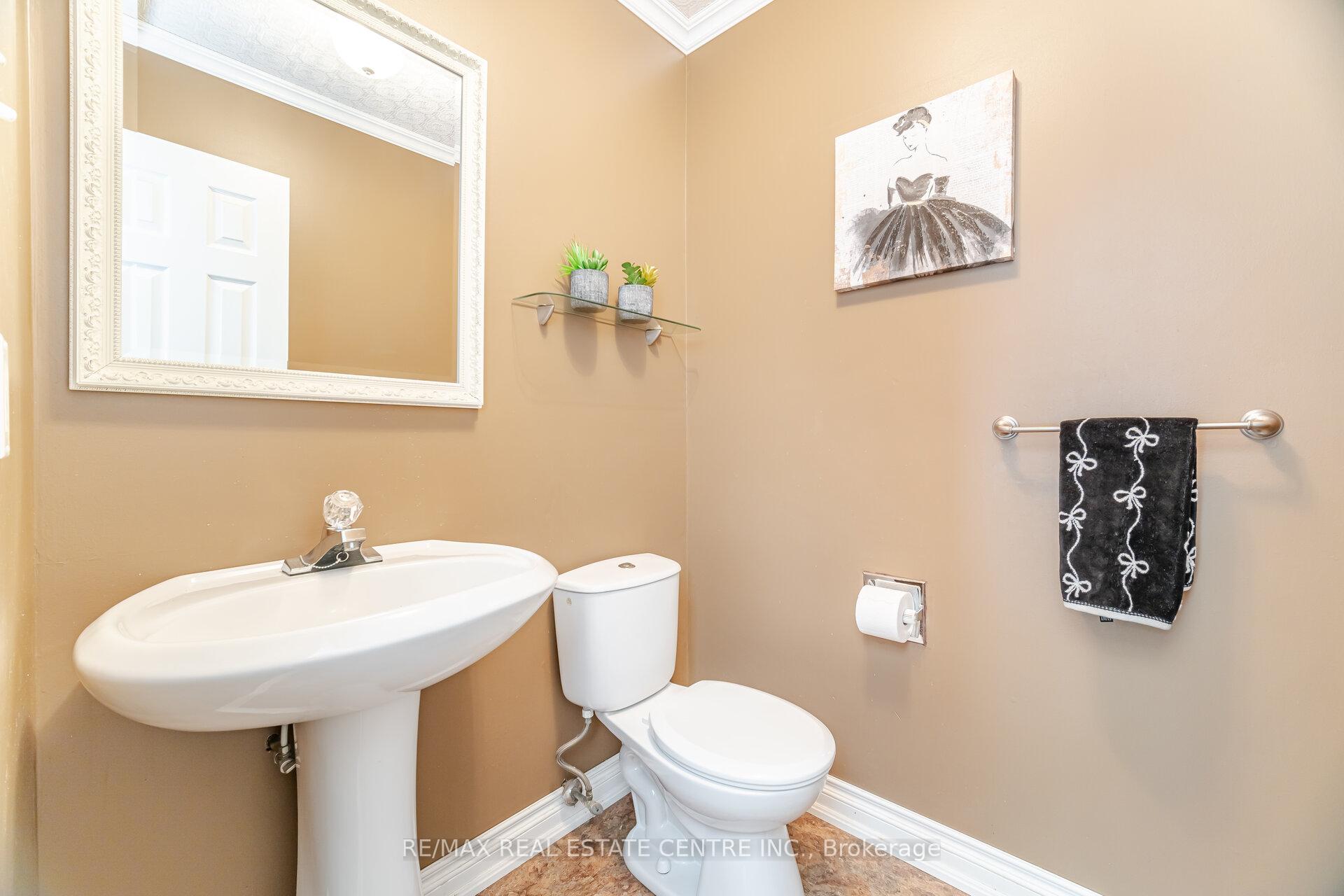 Photo 14 of 873 Morley Avenue, Milton, Timberlea — HOMEH