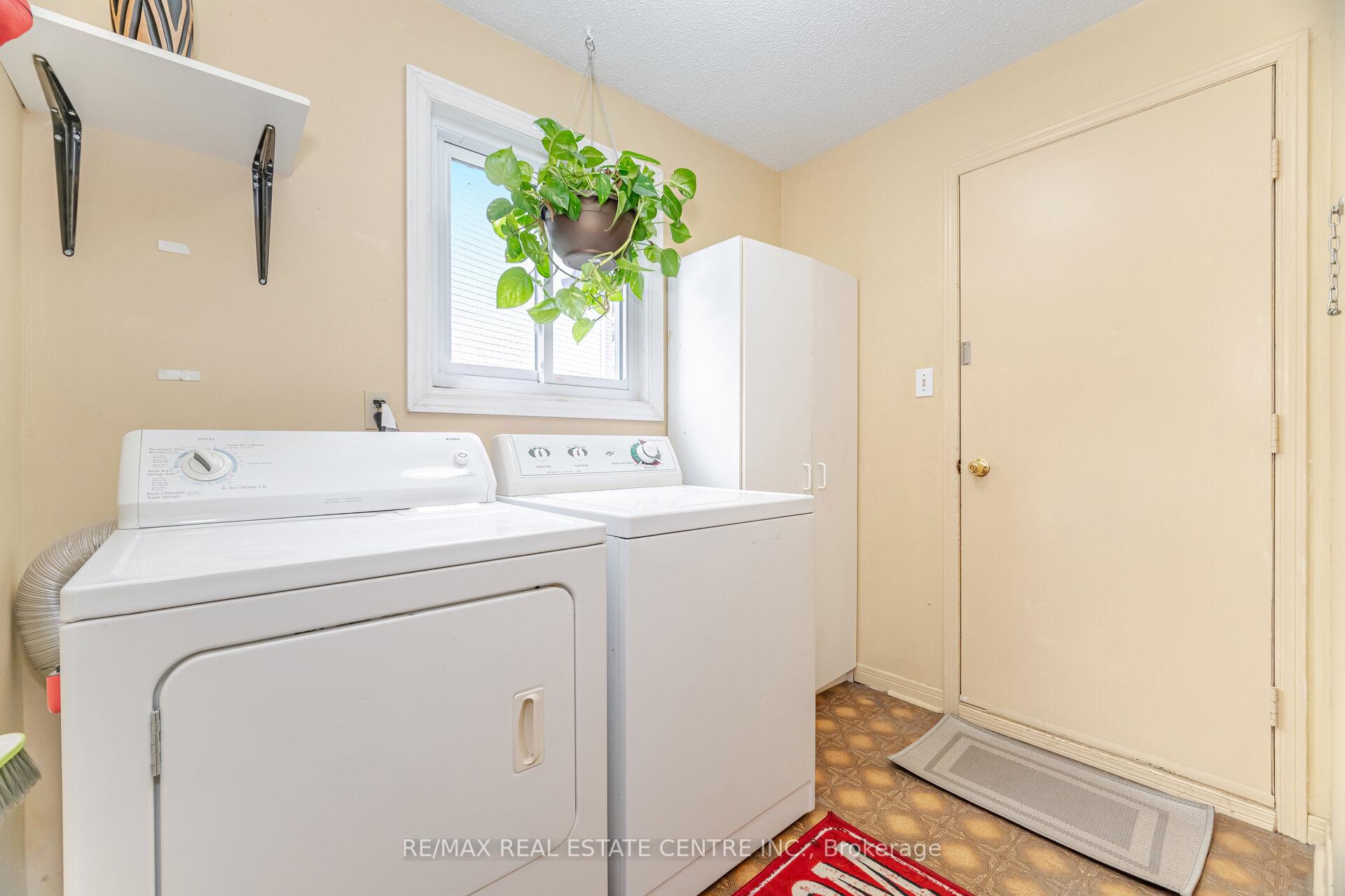 Photo 18 of 873 Morley Avenue, Milton, Timberlea — HOMEH