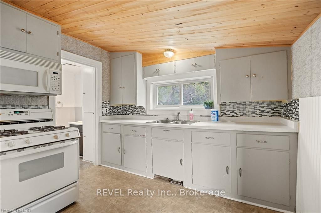 Photo 17 of 371 Pihach Street, Pelham, Fenwick — HOMEH