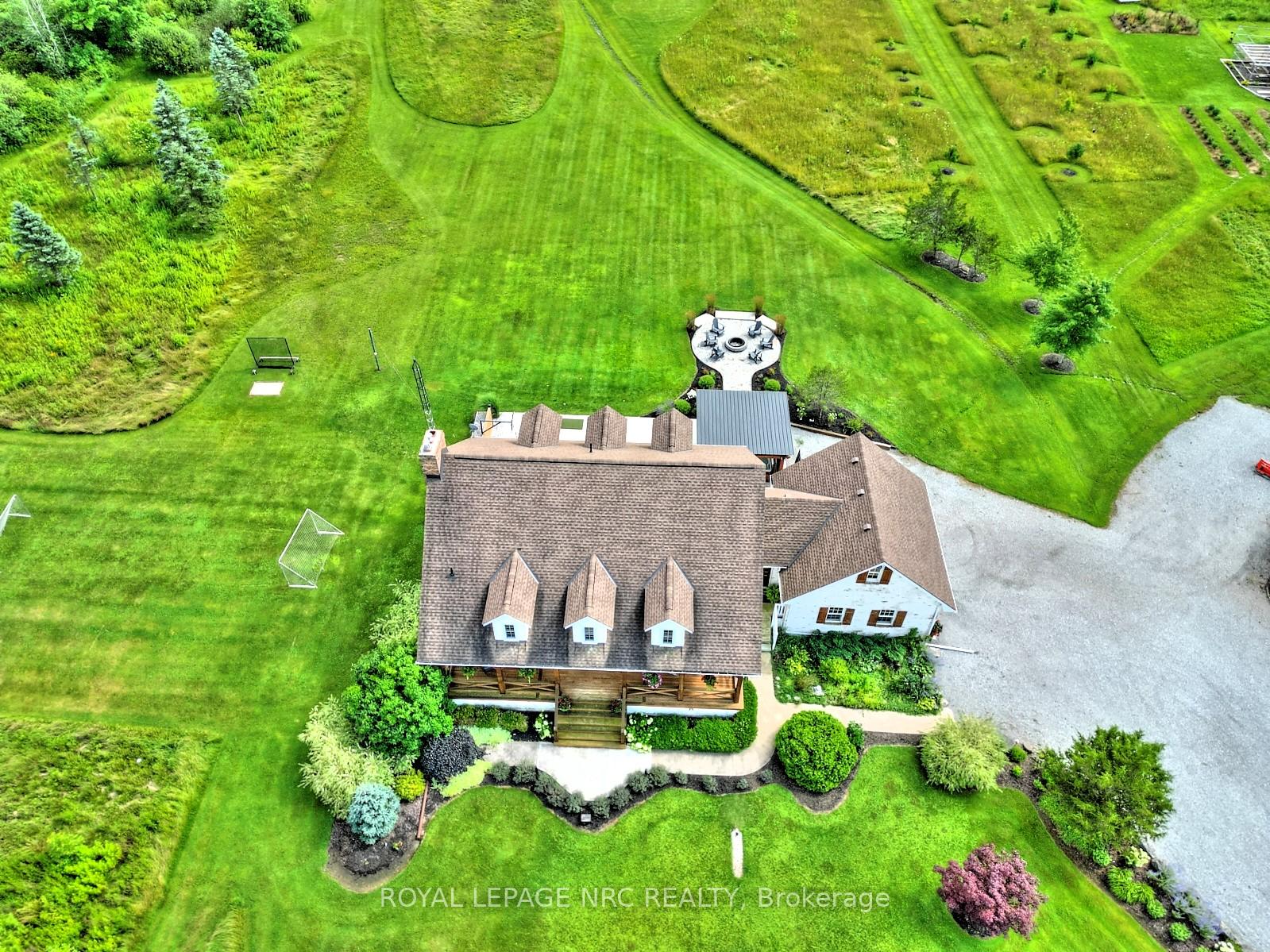 Photo 4 of 736 Chantler Road, Pelham, Fenwick — HOMEH