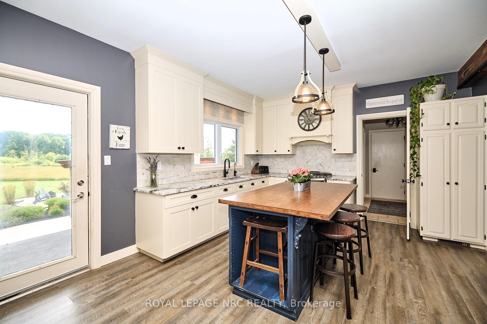 Photo 18 of 736 Chantler Road, Pelham, Fenwick — HOMEH