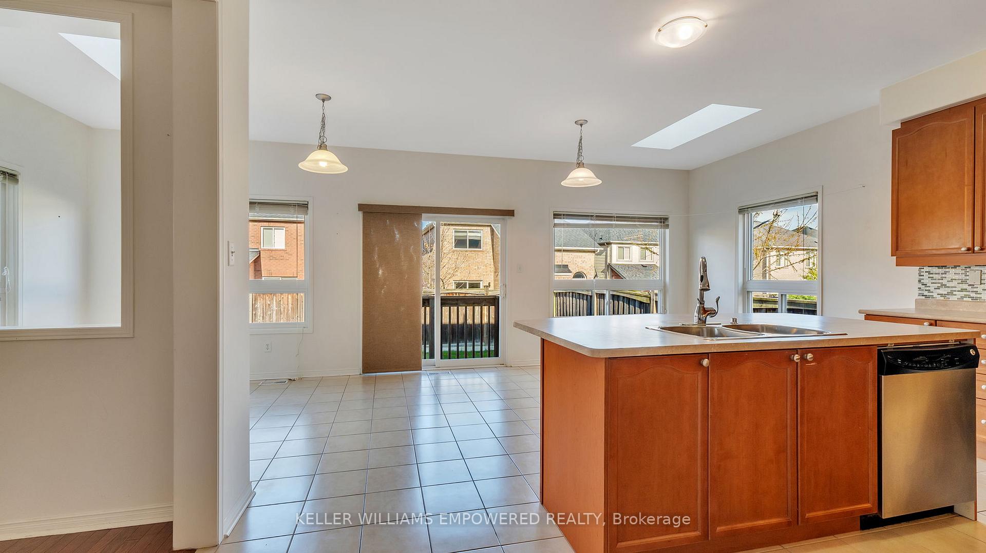 Photo 20 of 1581 Pennel Drive, Oshawa, Taunton — HOMEH