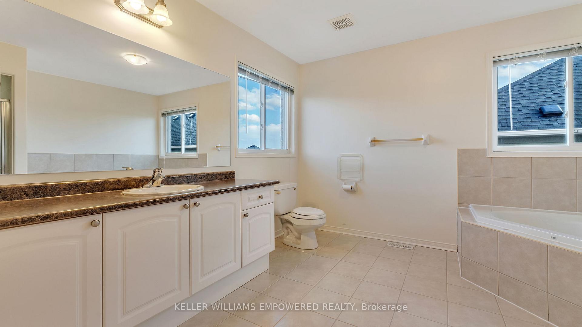 Photo 27 of 1581 Pennel Drive, Oshawa, Taunton — HOMEH