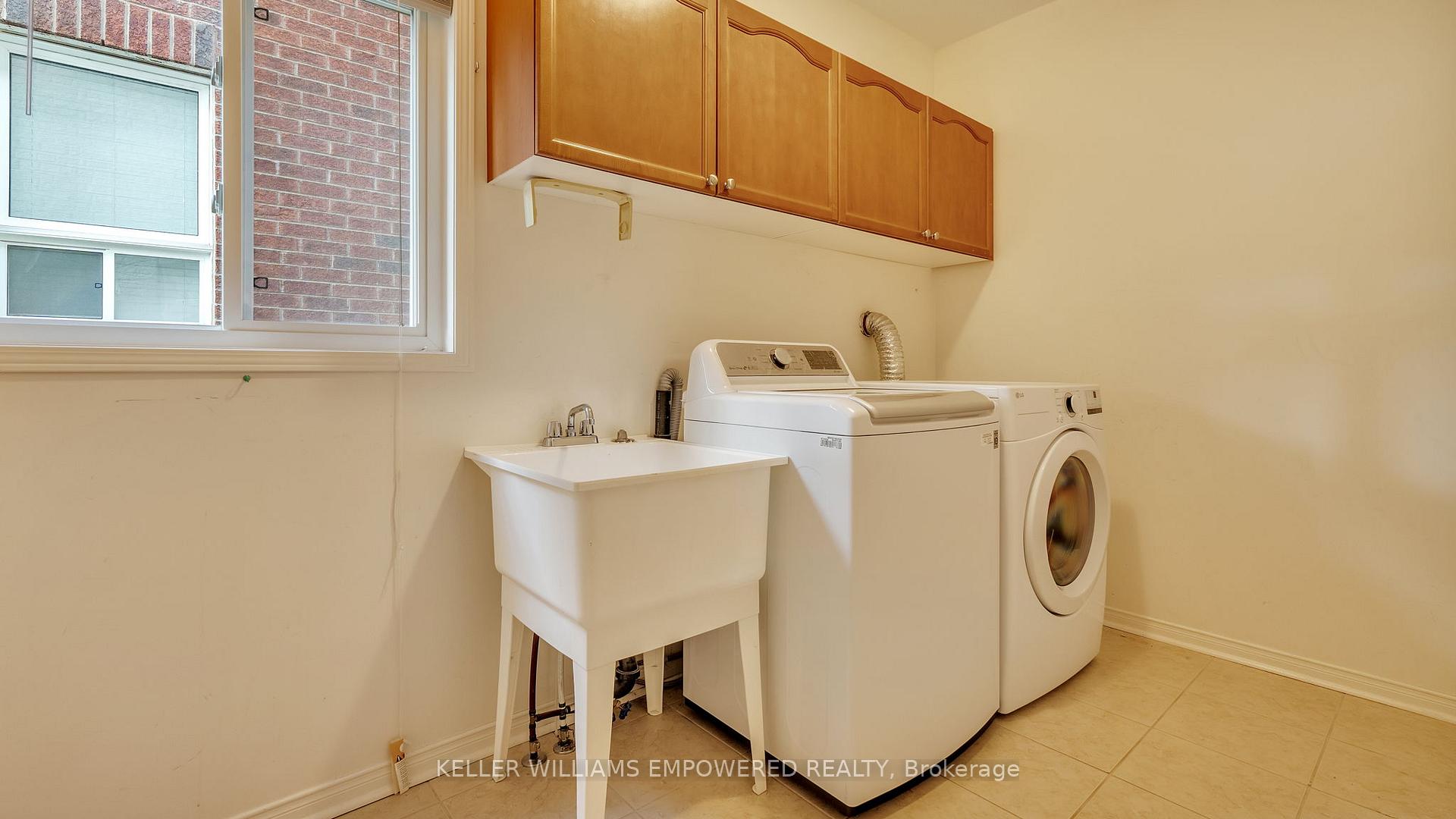 Photo 40 of 1581 Pennel Drive, Oshawa, Taunton — HOMEH