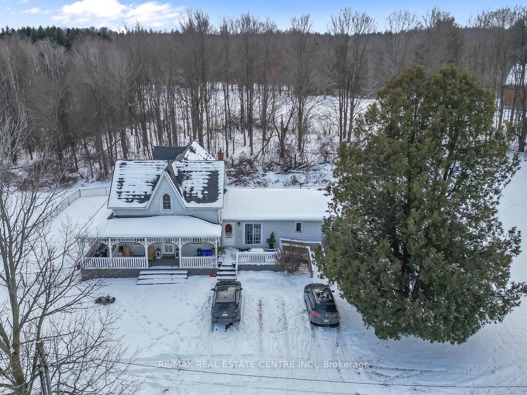 Photo 10 of 2183 20 Side Rd, Milton, Rural Milton West — HOMEH