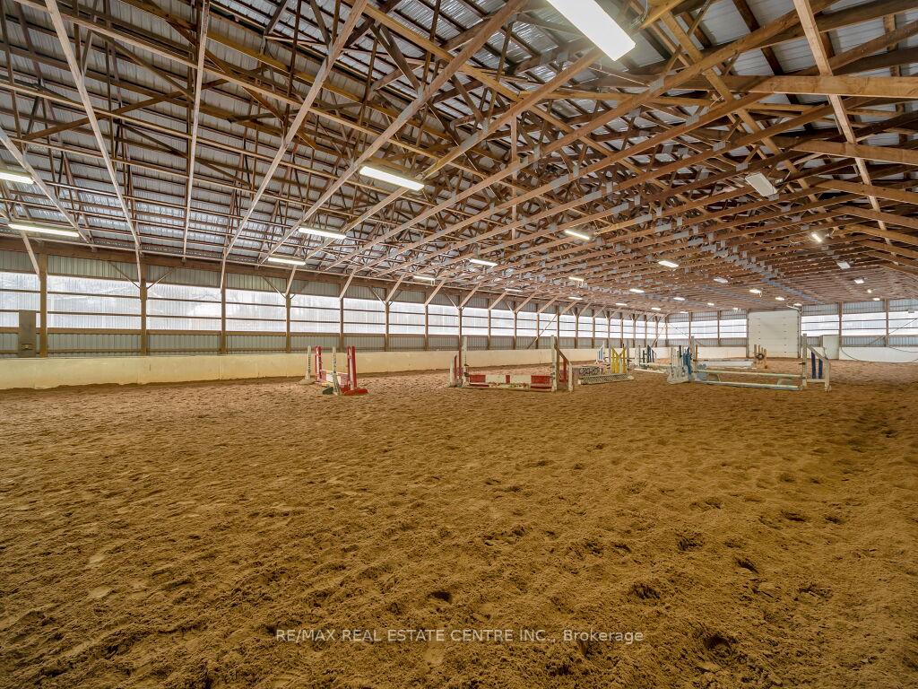 Photo 32 of 2183 20 Side Rd, Milton, Rural Milton West — HOMEH
