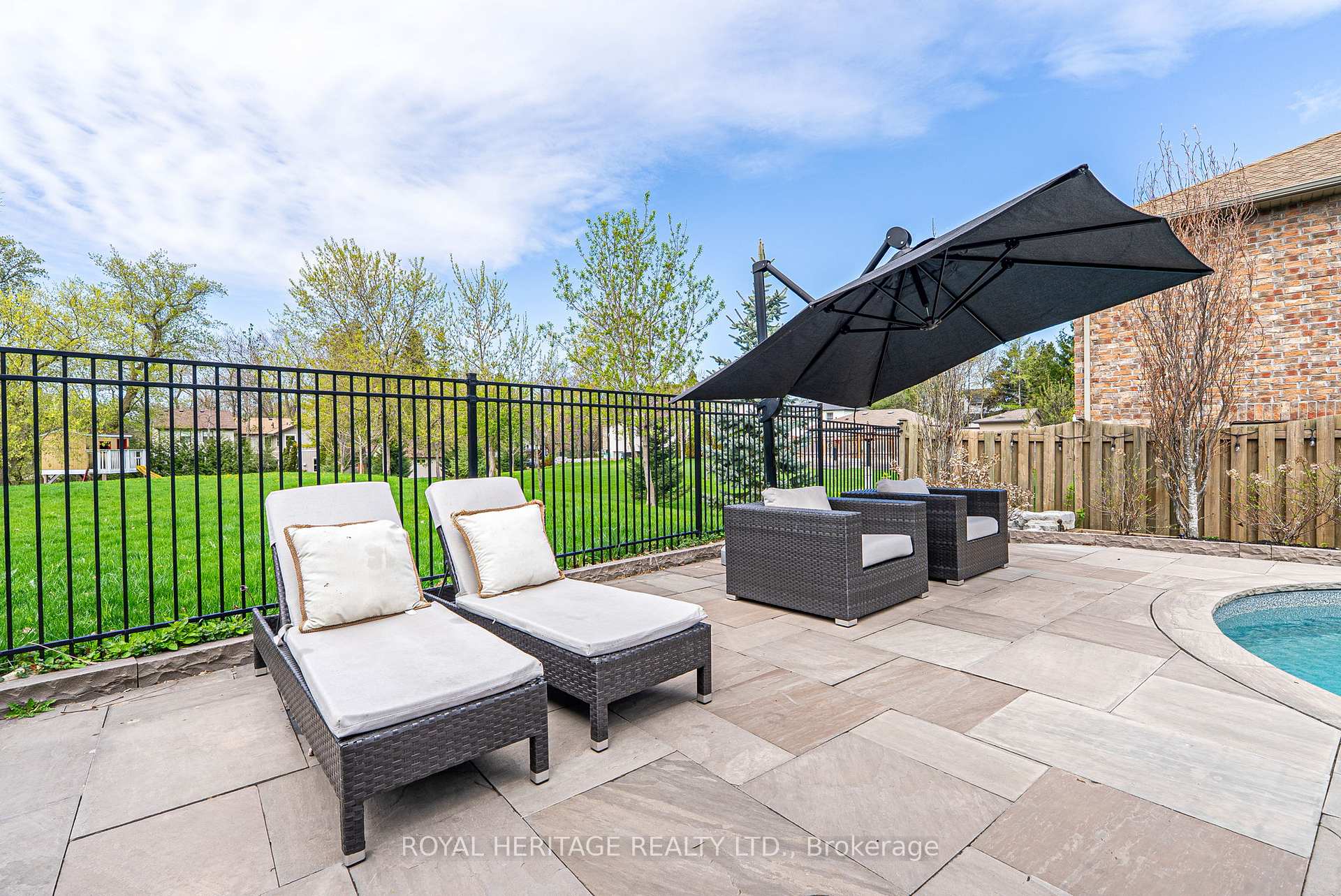 Photo 17 of 5016 Barber Street E, Pickering, Rural Pickering — HOMEH