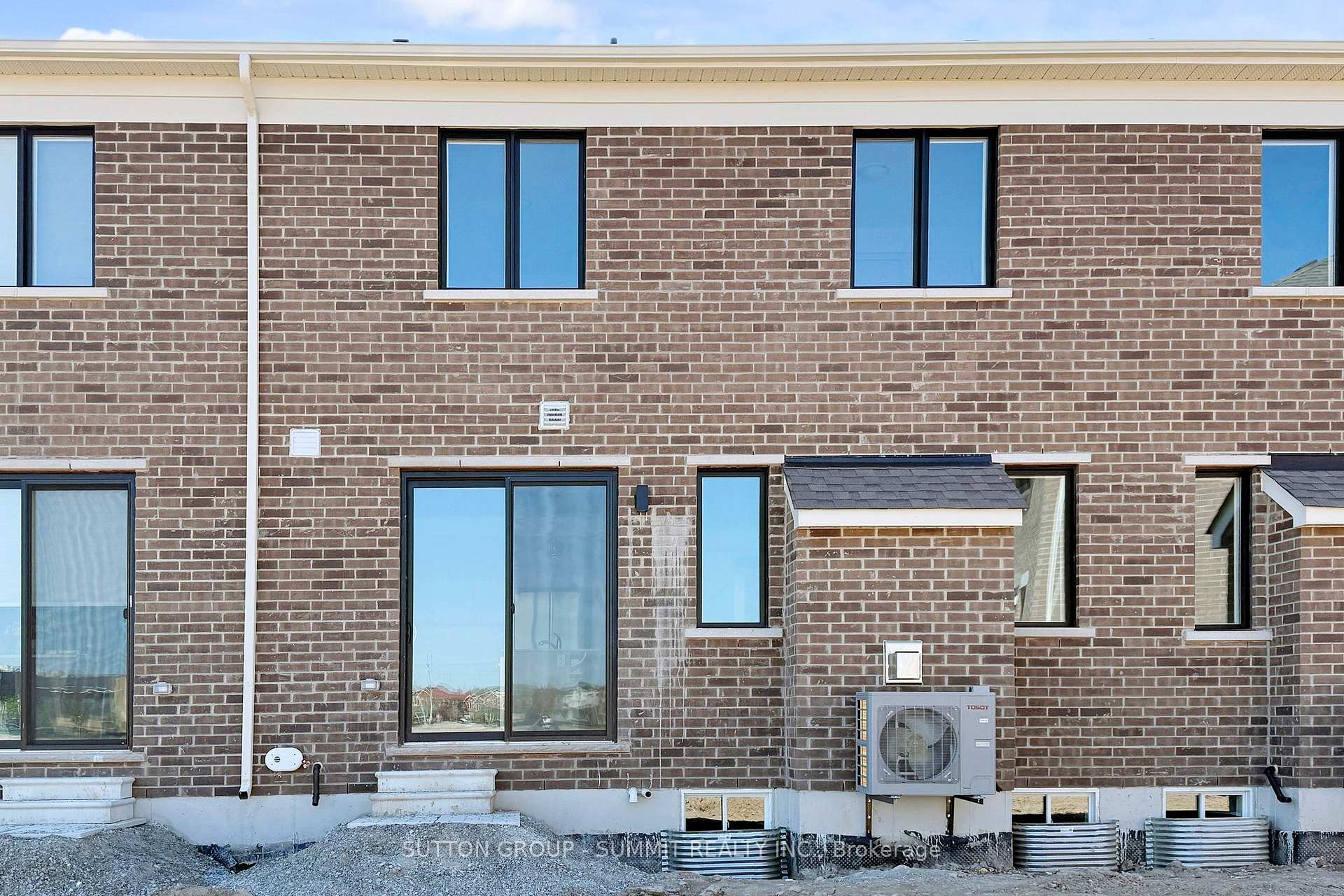 Photo 19 of 1207 Stirling Todd Terrace, Milton, Bowes — HOMEH