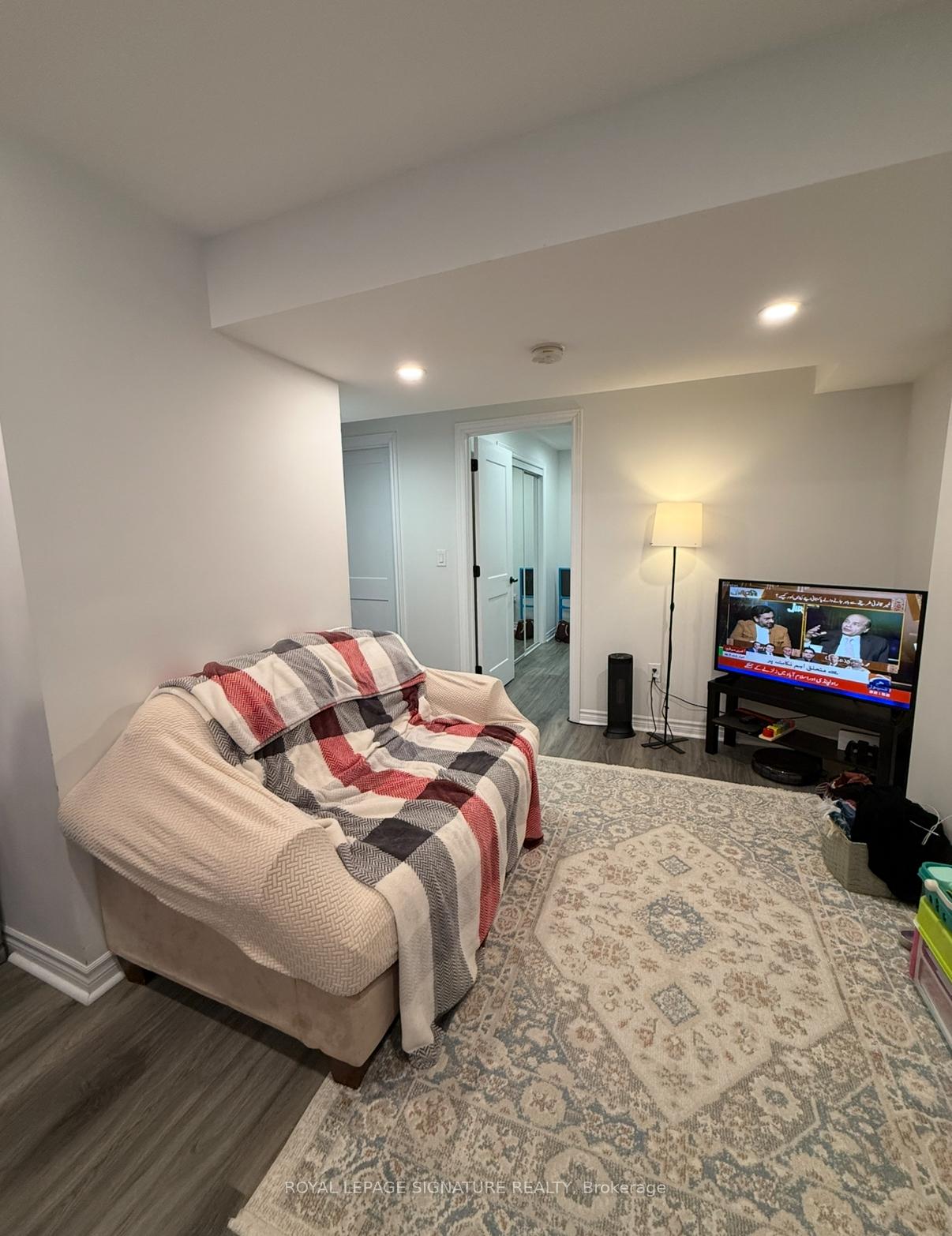 Photo 4 of Unit BSMT, 477 Bessborough Drive, Milton, Harrison — HOMEH