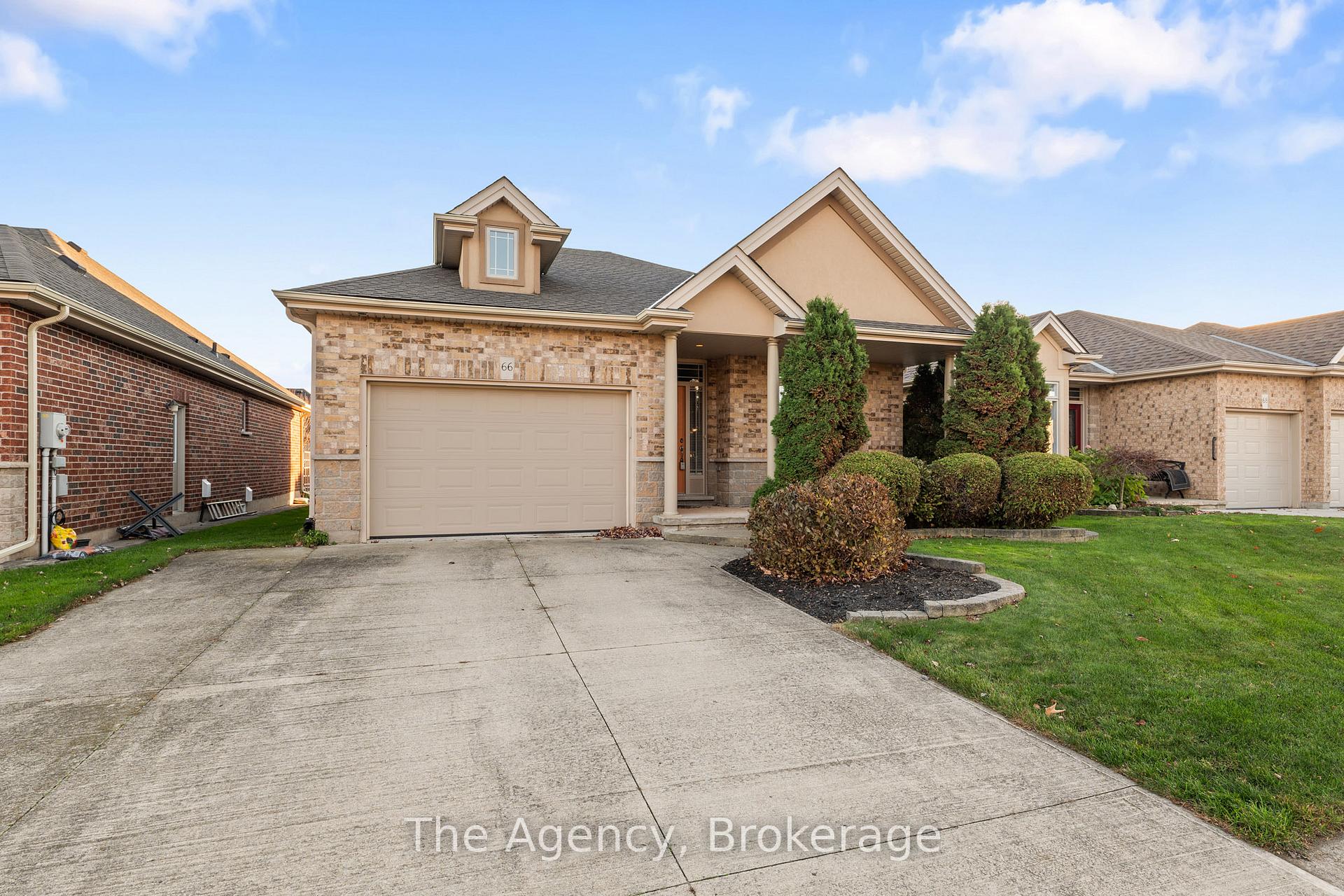 Photo 1 of 66 Willson Crossing Court, Pelham, Fonthill — HOMEH