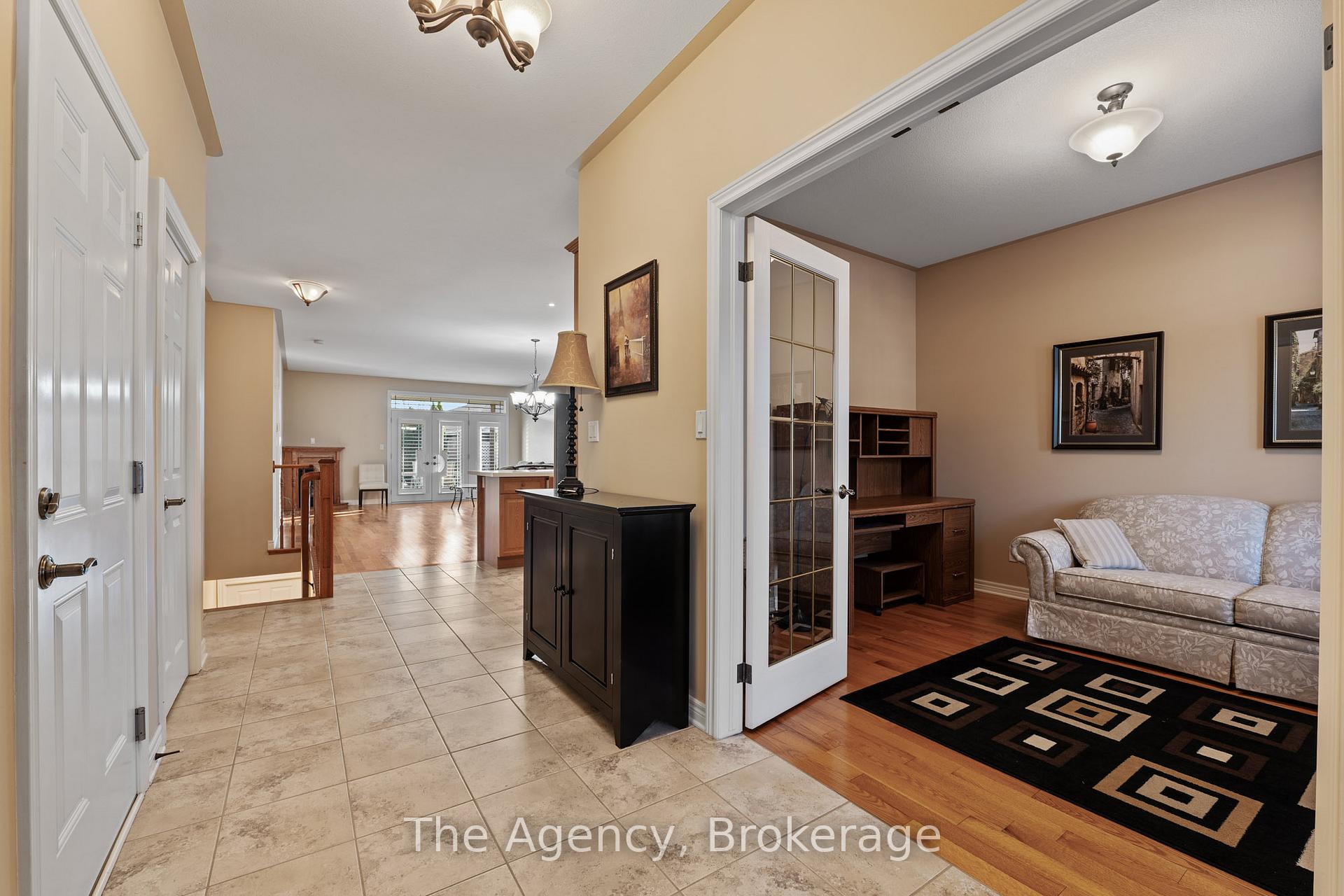 Photo 5 of 66 Willson Crossing Court, Pelham, Fonthill — HOMEH