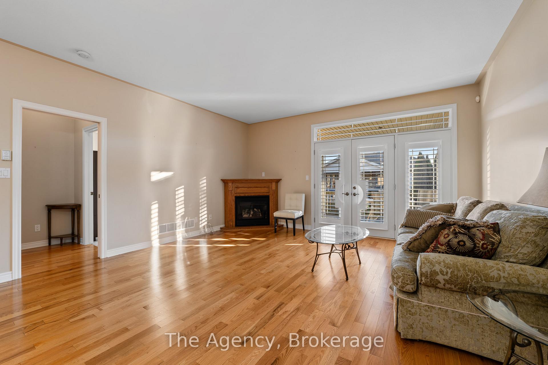 Photo 11 of 66 Willson Crossing Court, Pelham, Fonthill — HOMEH