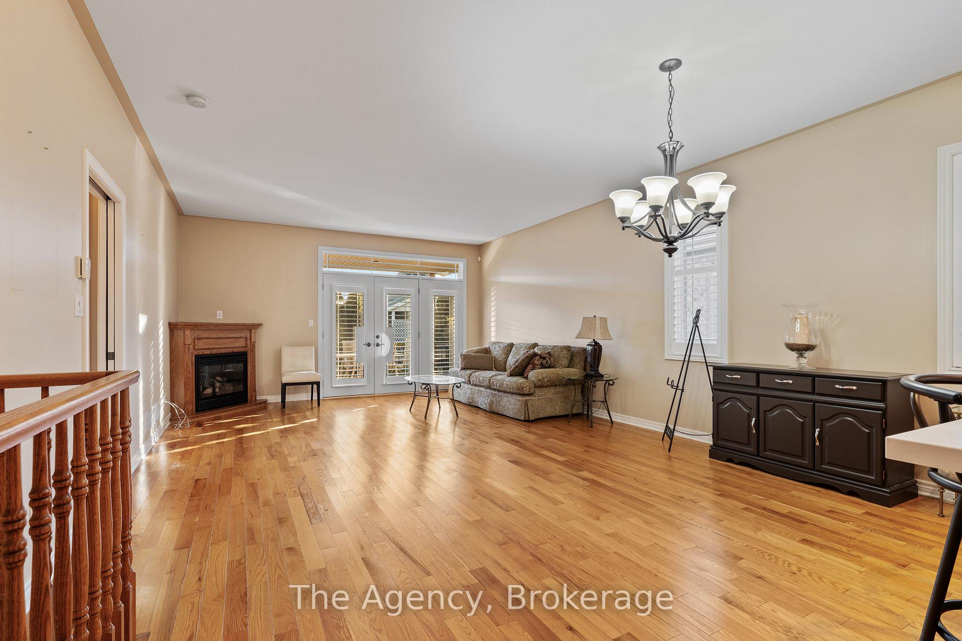 Photo 12 of 66 Willson Crossing Court, Pelham, Fonthill — HOMEH