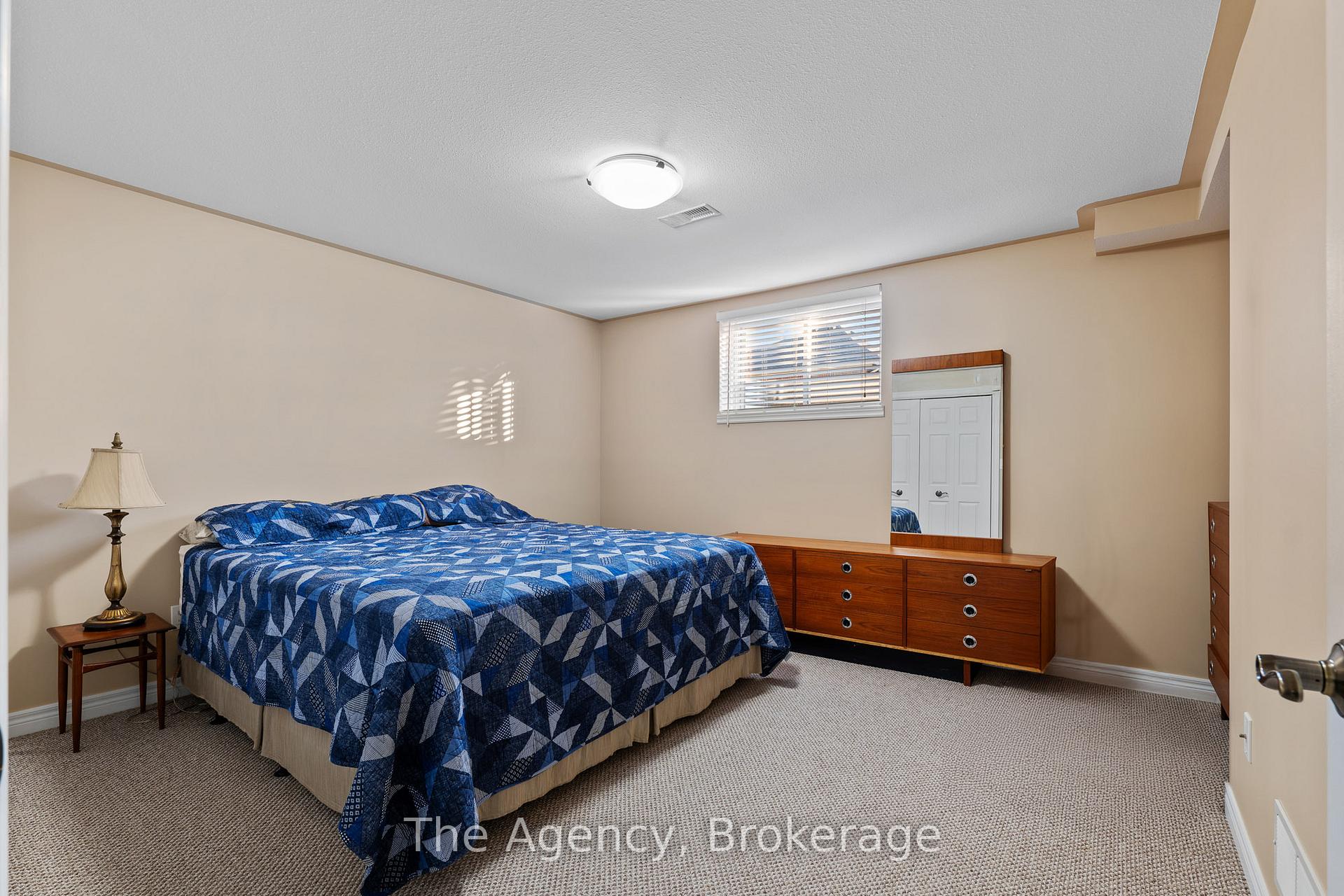 Photo 15 of 66 Willson Crossing Court, Pelham, Fonthill — HOMEH