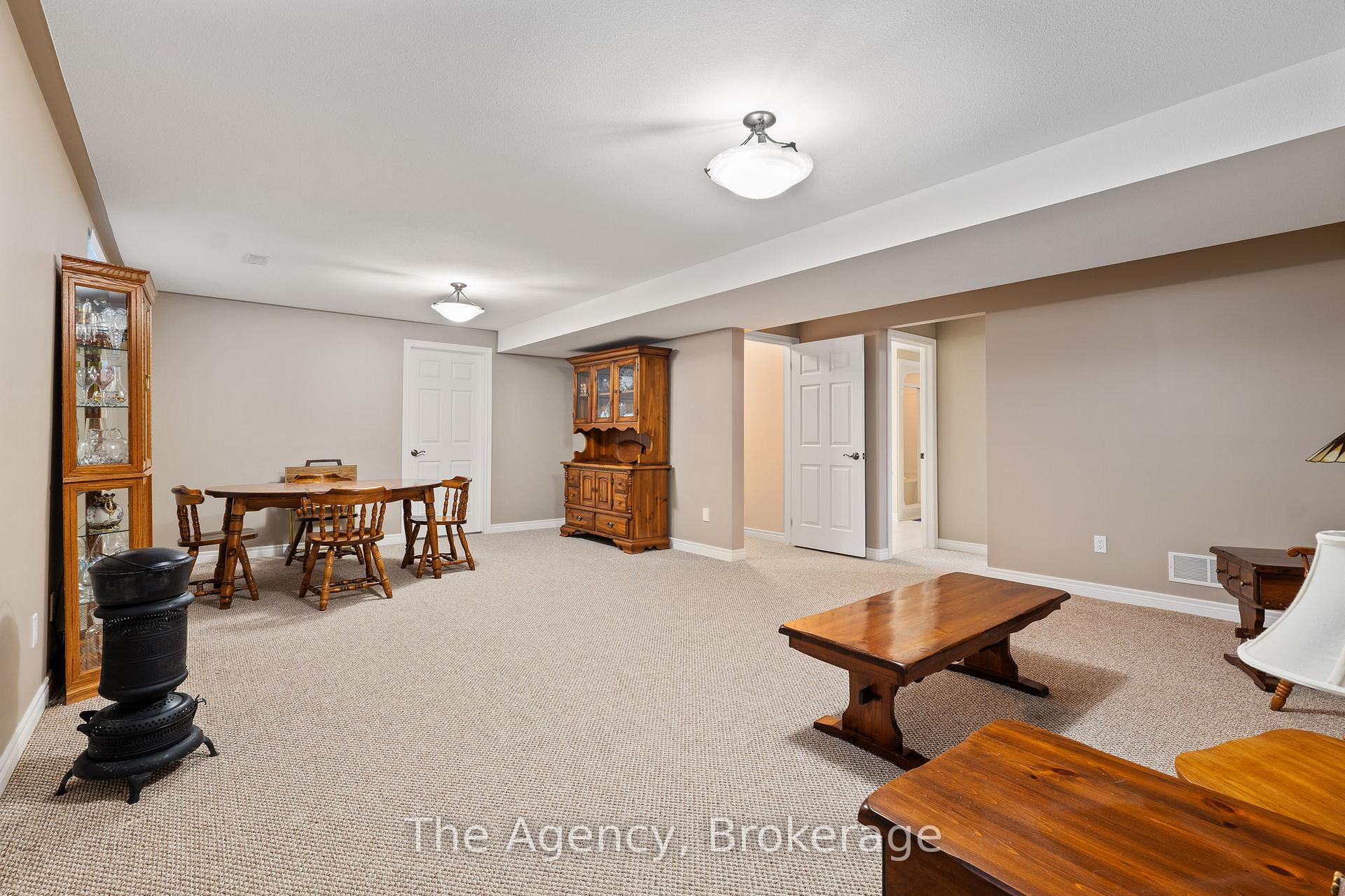 Photo 23 of 66 Willson Crossing Court, Pelham, Fonthill — HOMEH