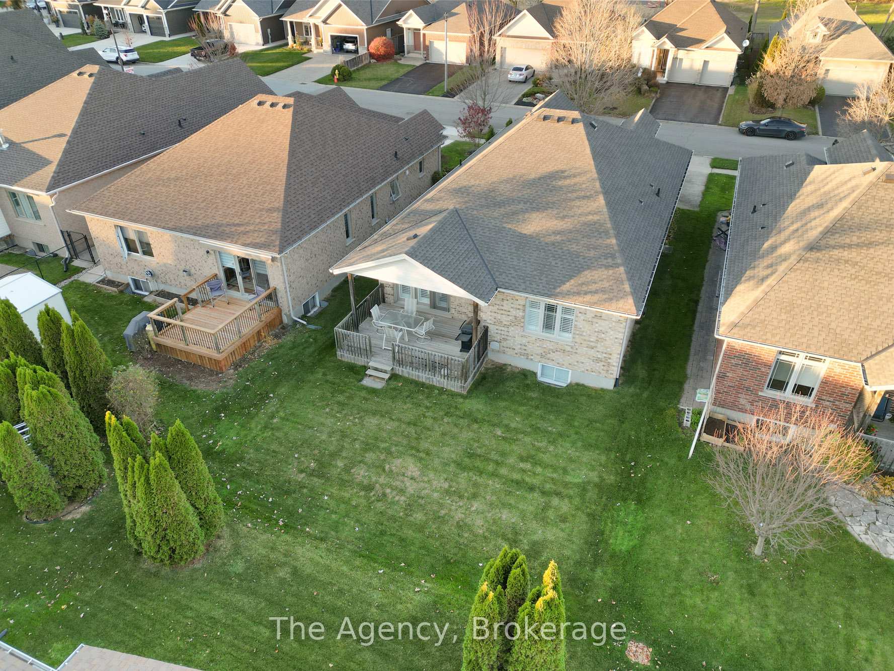 Photo 32 of 66 Willson Crossing Court, Pelham, Fonthill — HOMEH