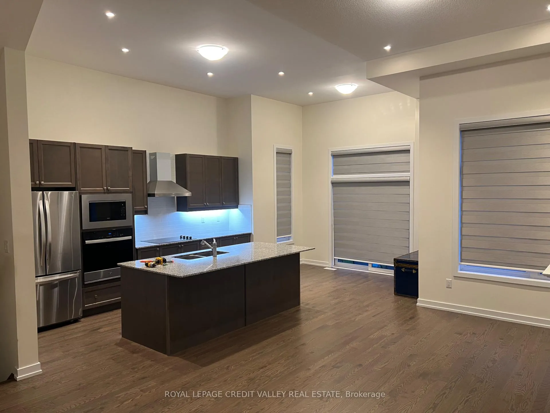 Photo 11 of 2103 Hallandale Street, Oshawa, Kedron — HOMEH