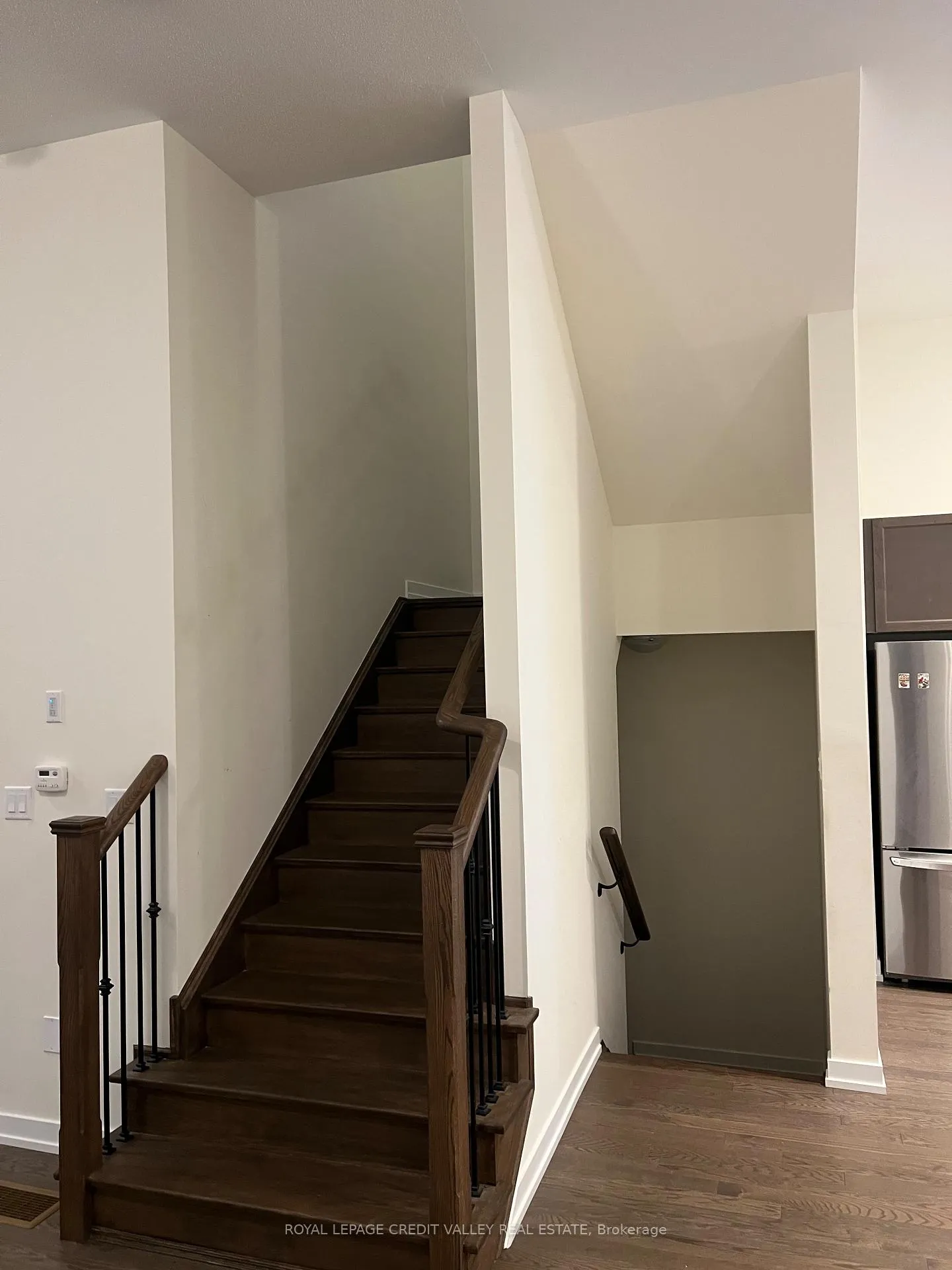 Photo 14 of 2103 Hallandale Street, Oshawa, Kedron — HOMEH