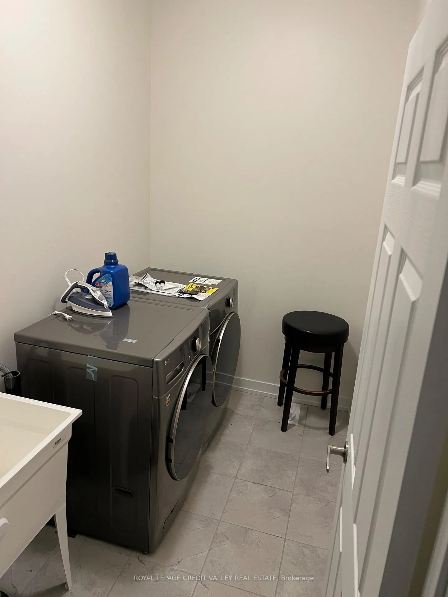 Photo 21 of 2103 Hallandale Street, Oshawa, Kedron — HOMEH