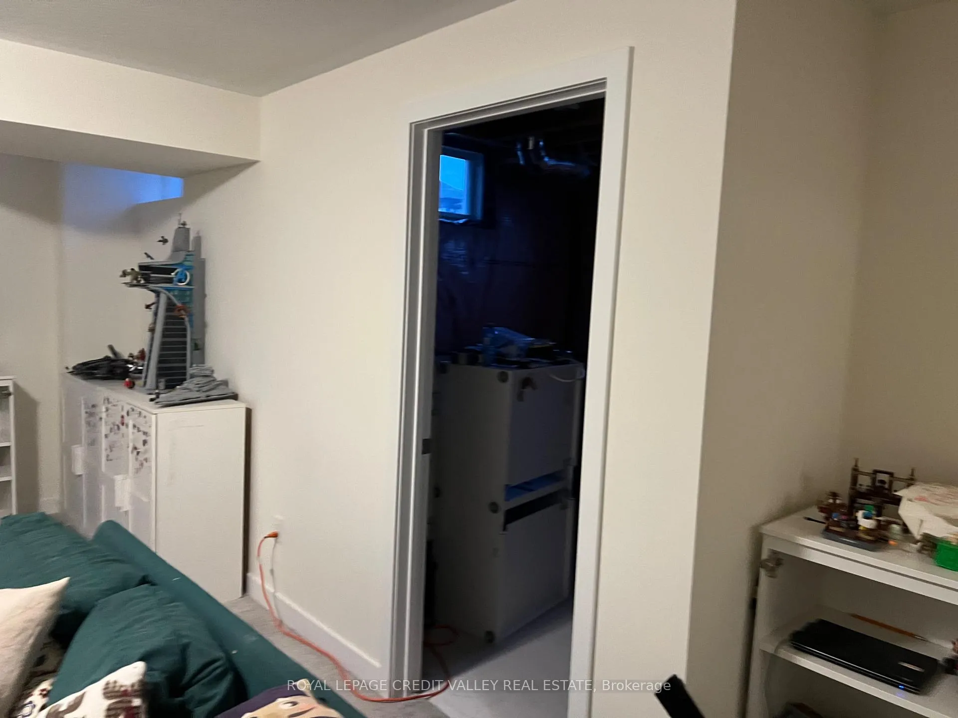 Photo 33 of 2103 Hallandale Street, Oshawa, Kedron — HOMEH