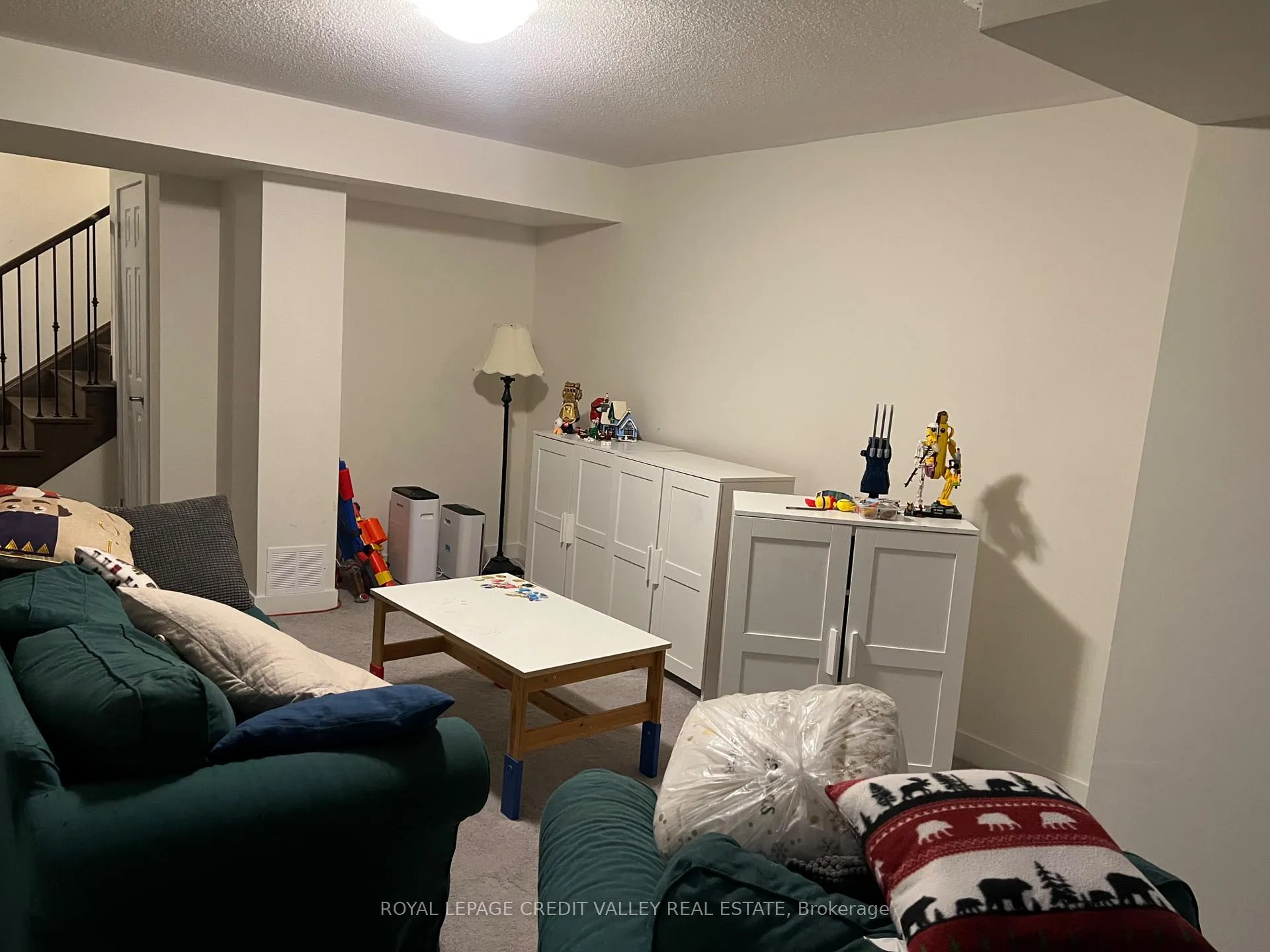 Photo 38 of 2103 Hallandale Street, Oshawa, Kedron — HOMEH