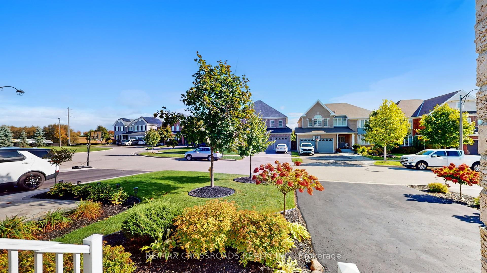 Photo 2 of 2024 Magee Court, Oshawa, Taunton — HOMEH