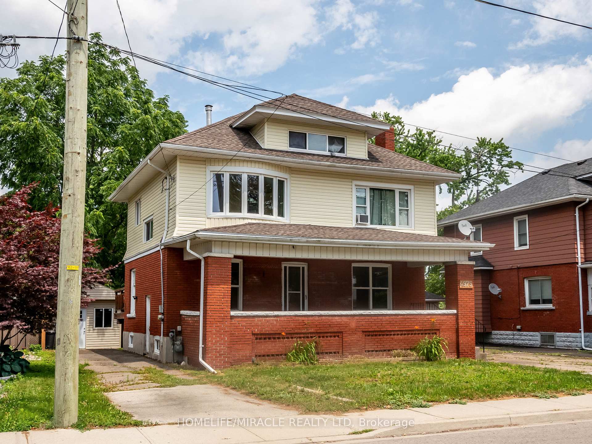 Front of 4975 Mcrae Street
