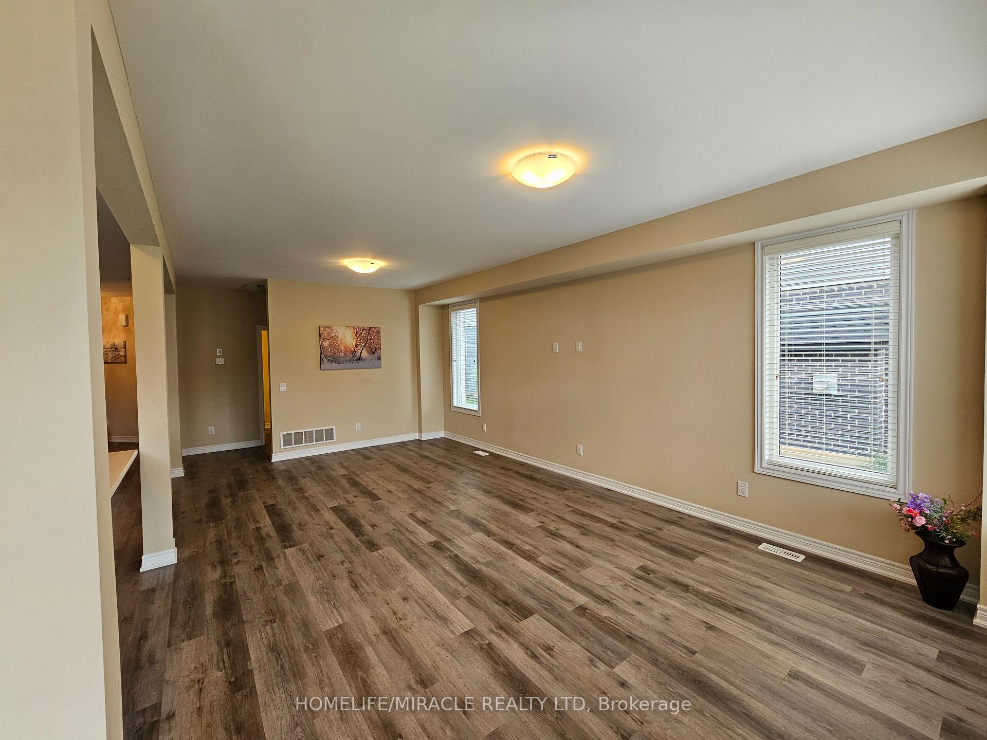Photo 8 of 149 Susan Drive, Pelham, Fonthill — HOMEH