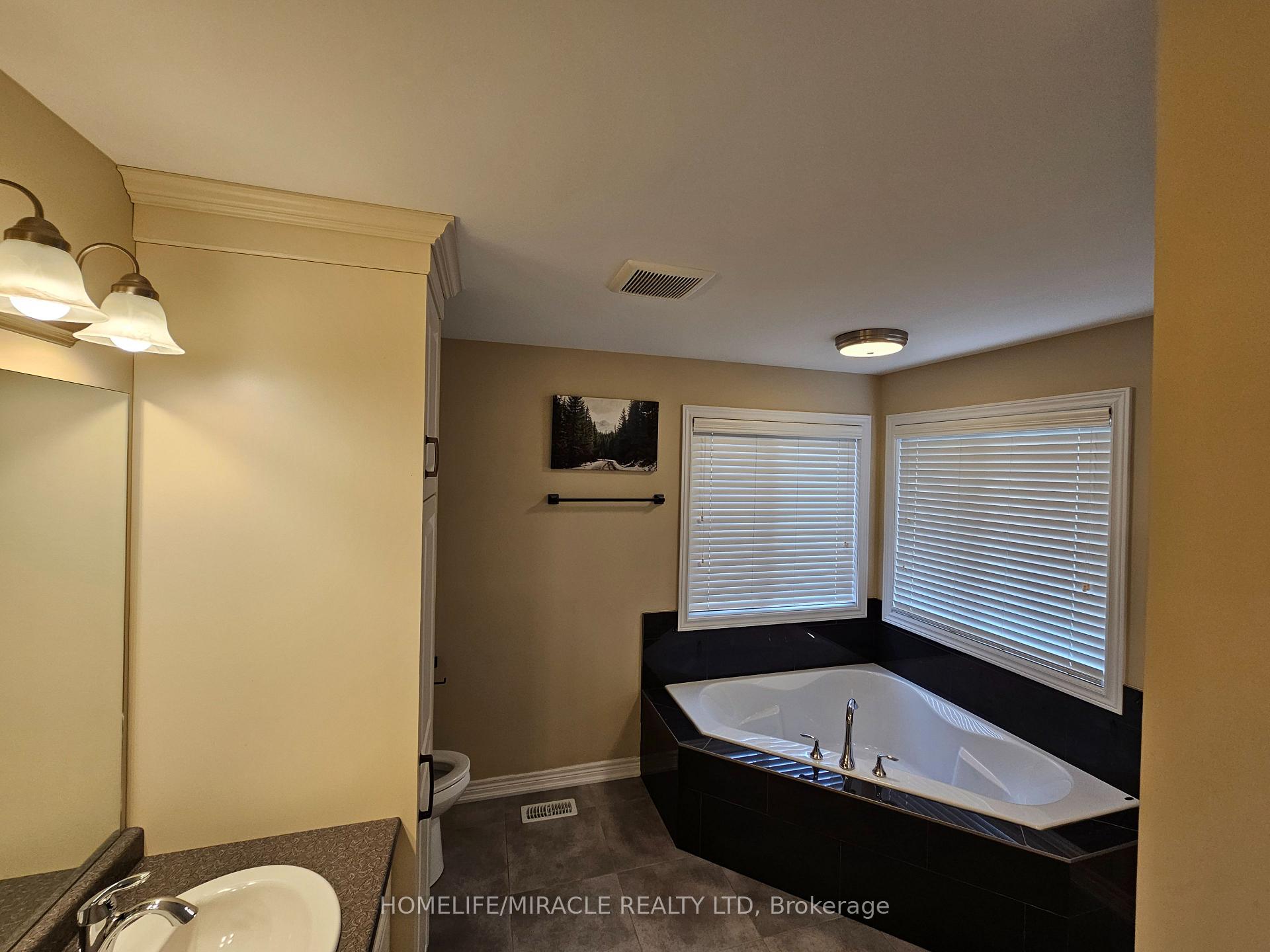 Photo 43 of 149 Susan Drive, Pelham, Fonthill — HOMEH