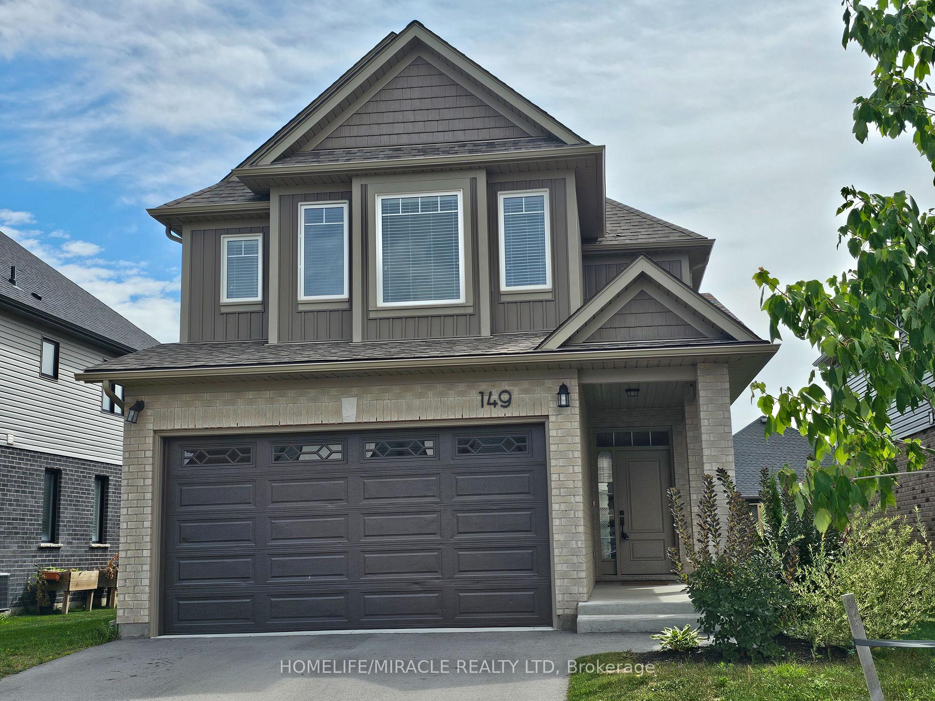 Photo 2 of 149 Susan Drive, Pelham, Fonthill — HOMEH