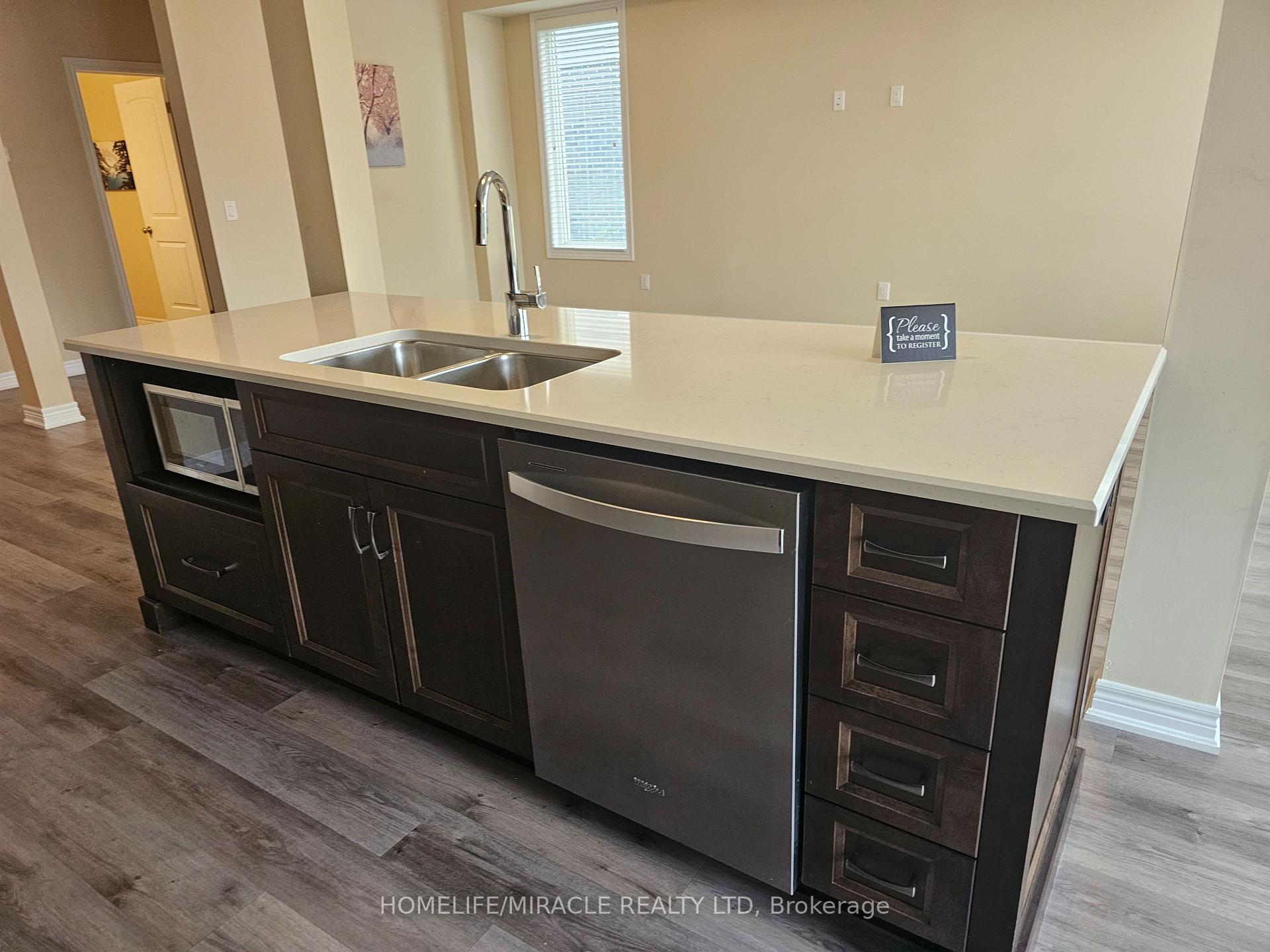 Photo 33 of 149 Susan Drive, Pelham, Fonthill — HOMEH
