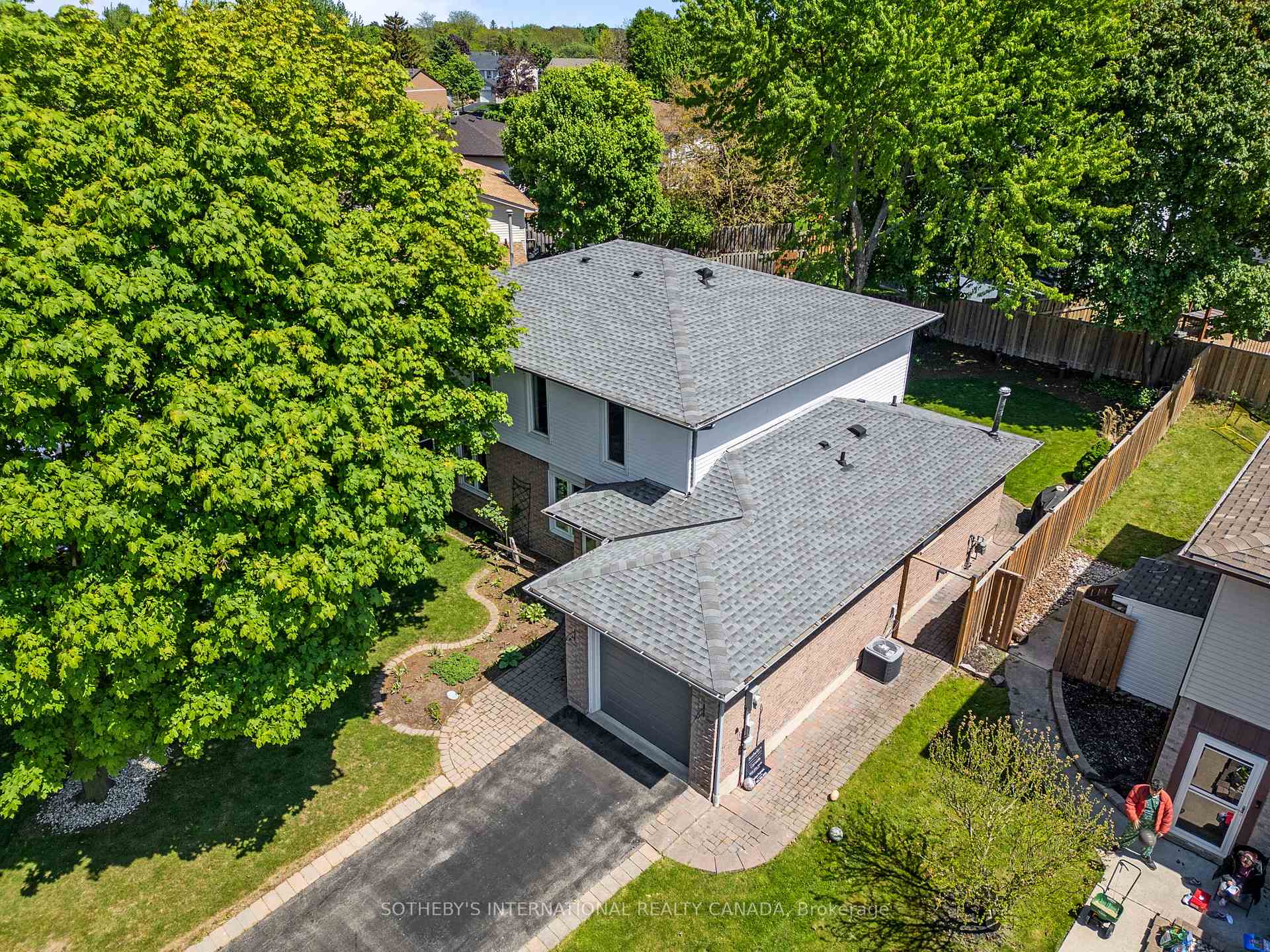 Photo 4 of 724 Coulson Avenue, Milton, Timberlea — HOMEH