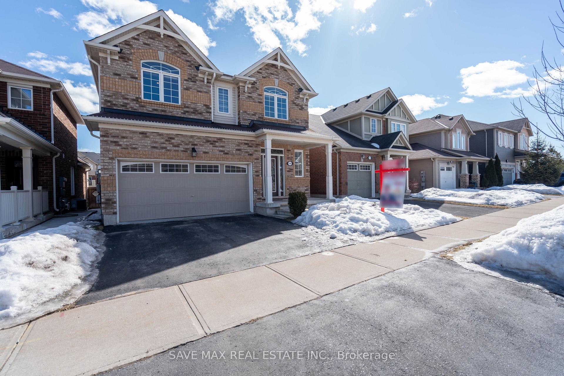 Photo 3 of 316 Leiterman Drive, Milton, Willmott — HOMEH