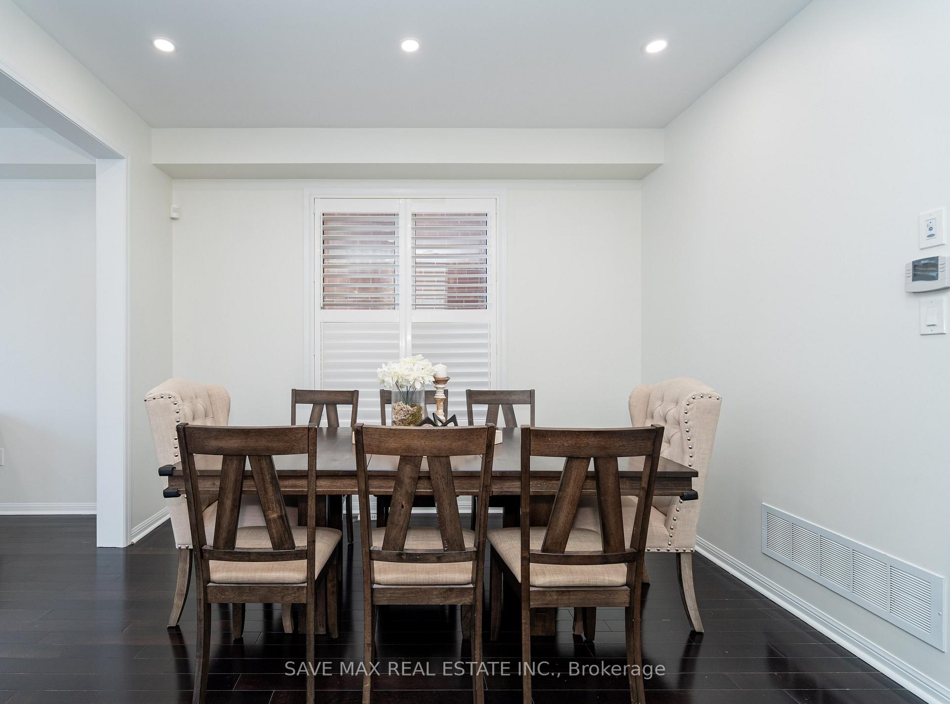 Photo 10 of 316 Leiterman Drive, Milton, Willmott — HOMEH