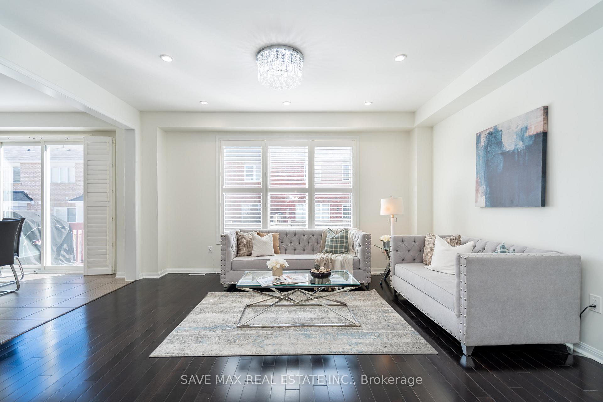 Photo 12 of 316 Leiterman Drive, Milton, Willmott — HOMEH