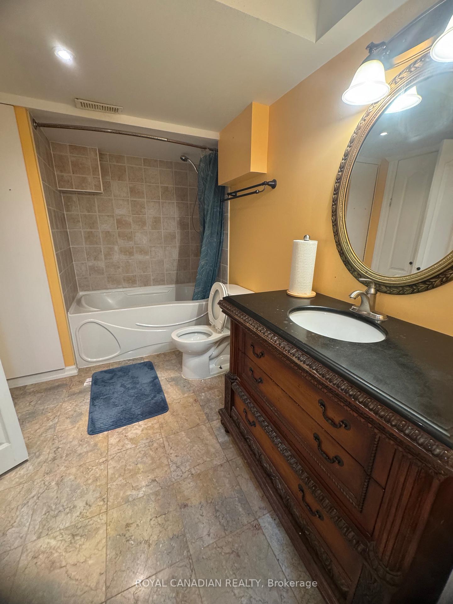 Photo 9 of 1735 Esterbrook Drive S, Oshawa, Taunton — HOMEH