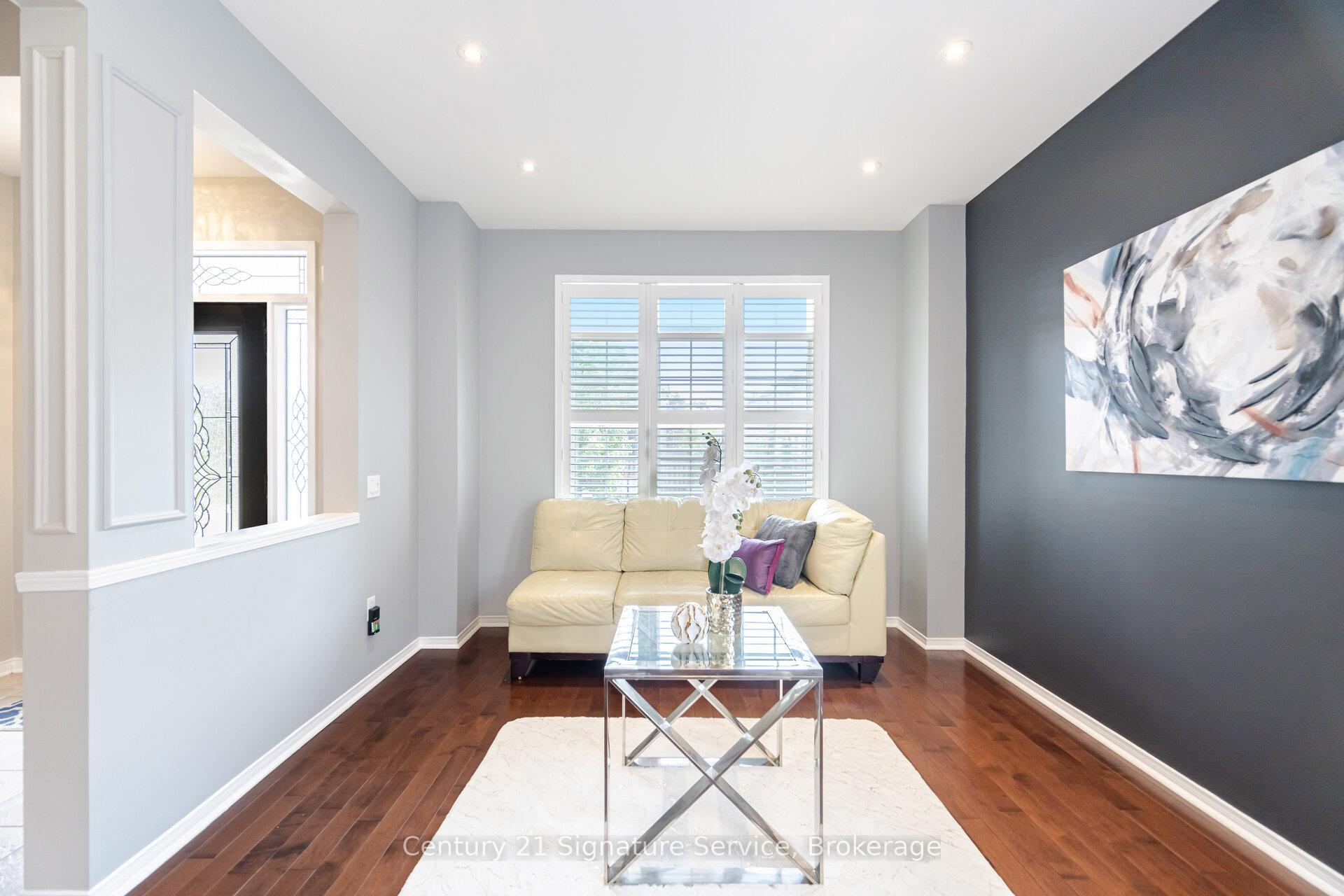 Photo 2 of 1068 Hemstreet Crescent, Milton, Clarke — HOMEH
